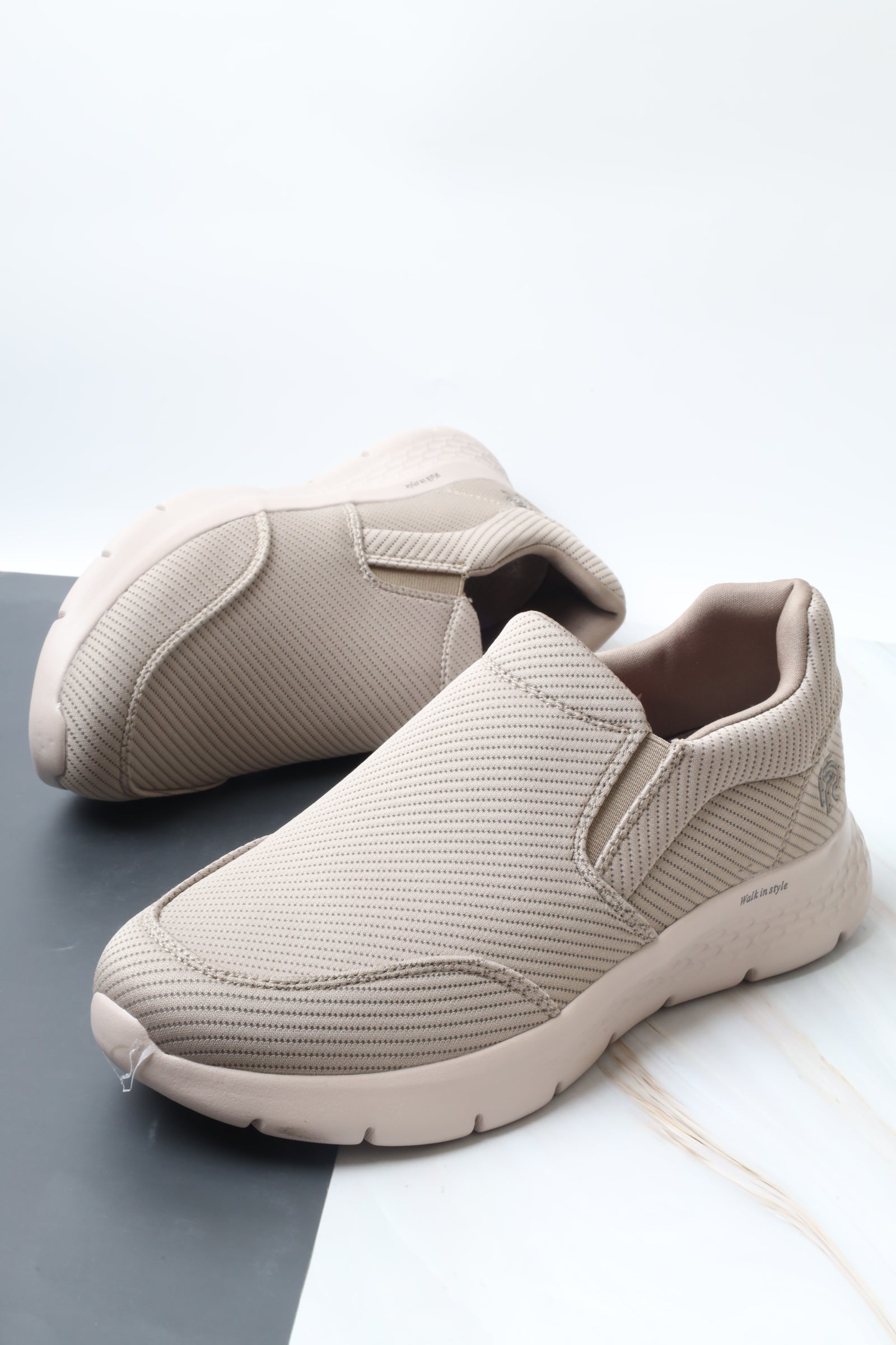 حذاء رياضي 158620