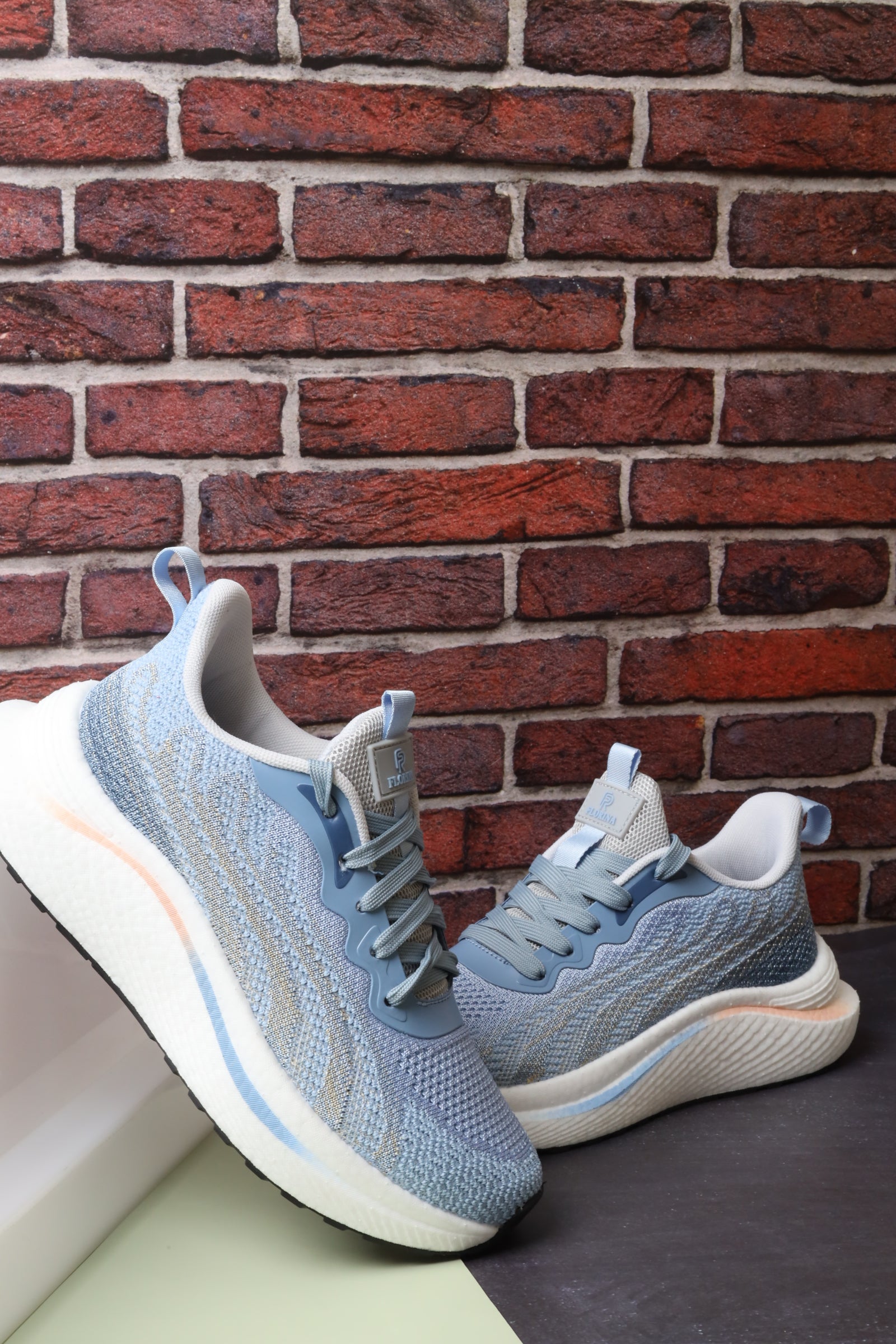 Women's Sports Shoes 152404