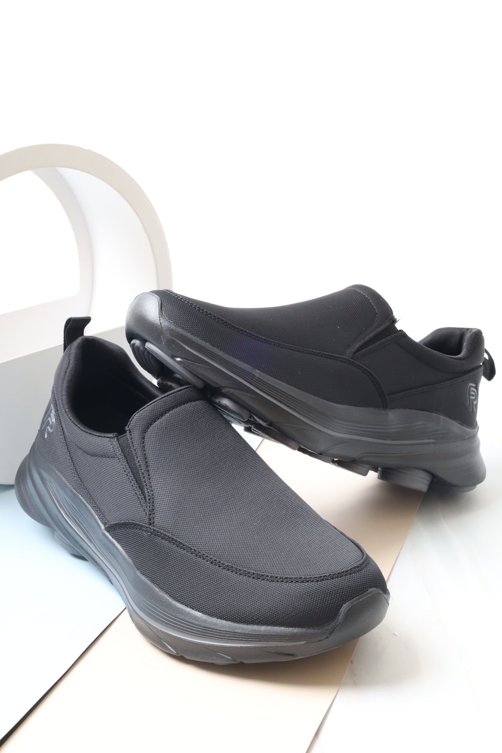 حذاء رياضي 158621