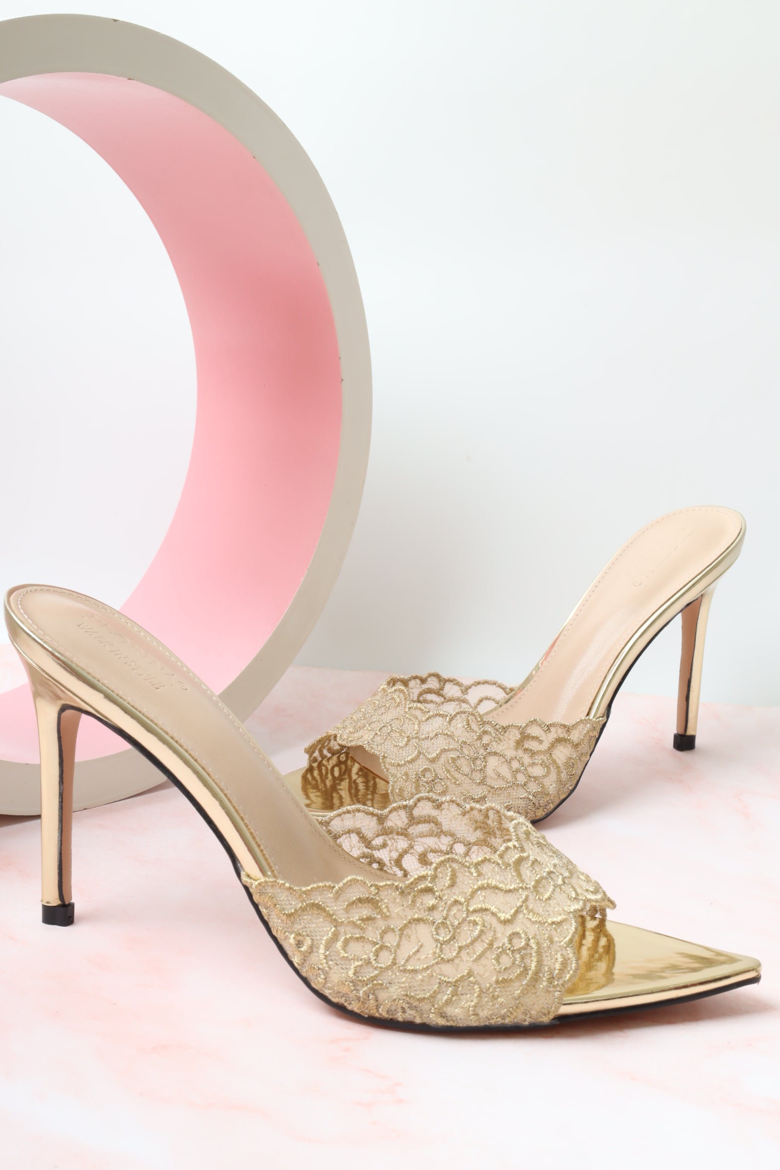 صندل بكعب عالي 89604