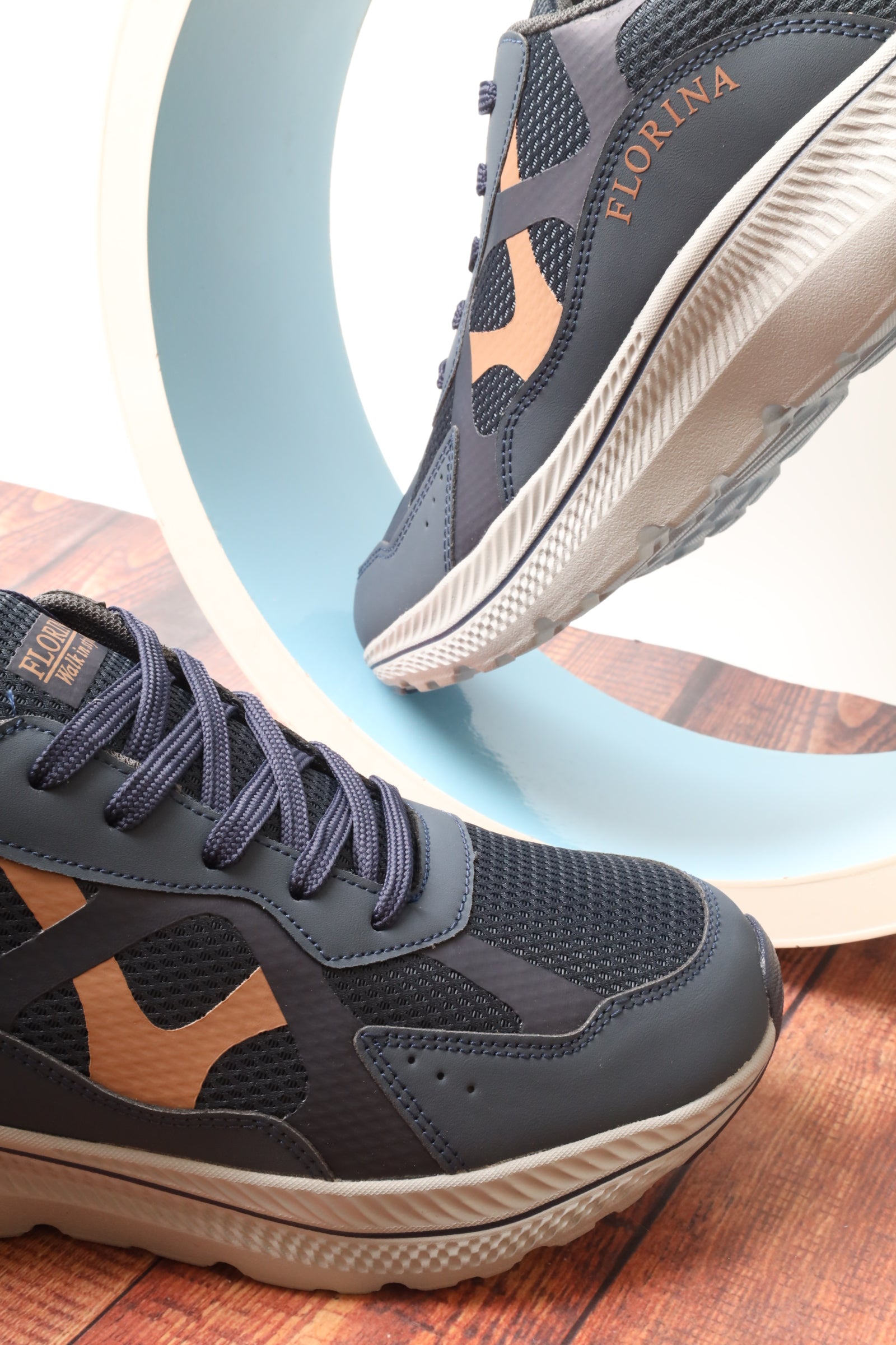 حذاء رياضي 158611