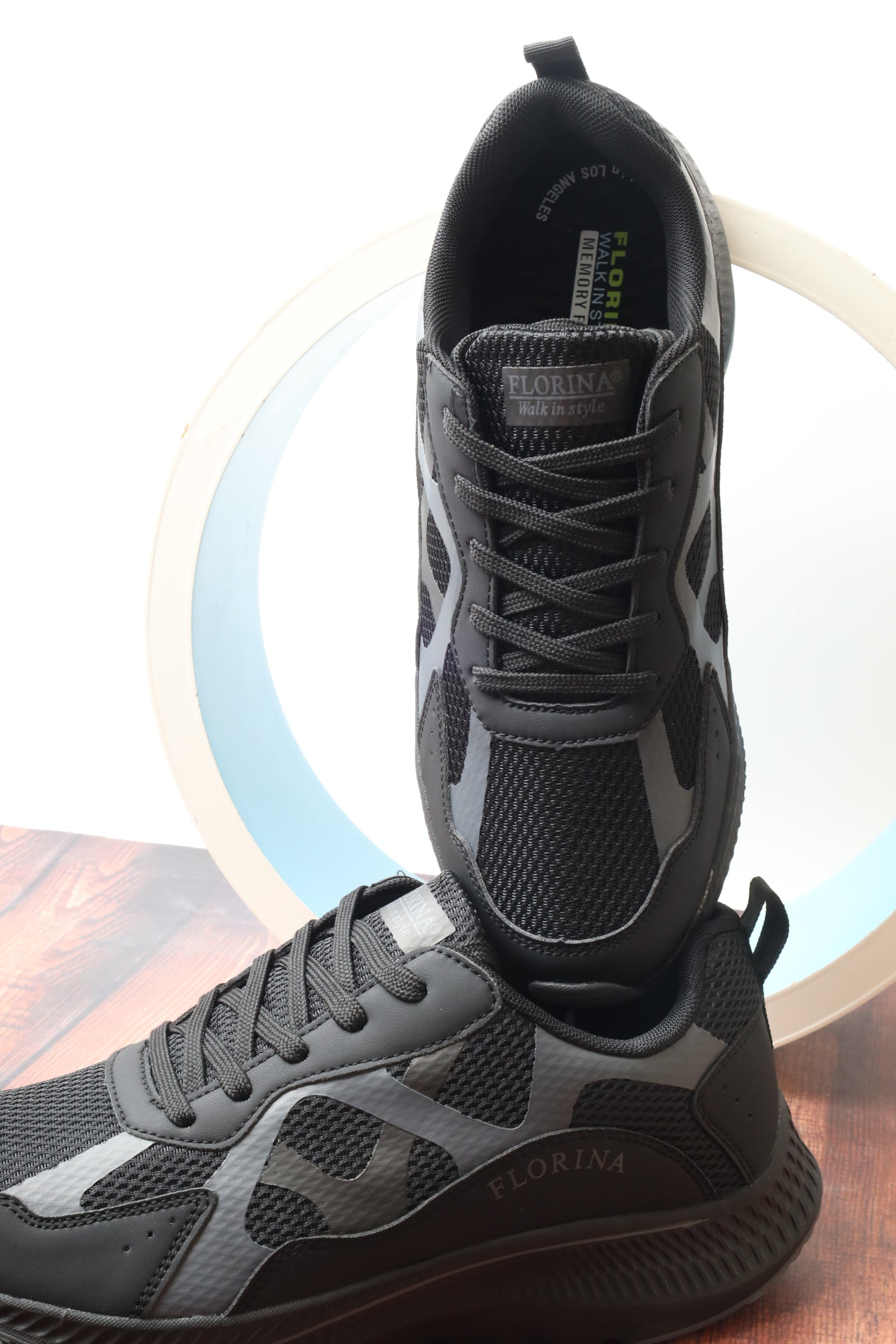 حذاء رياضي 158611