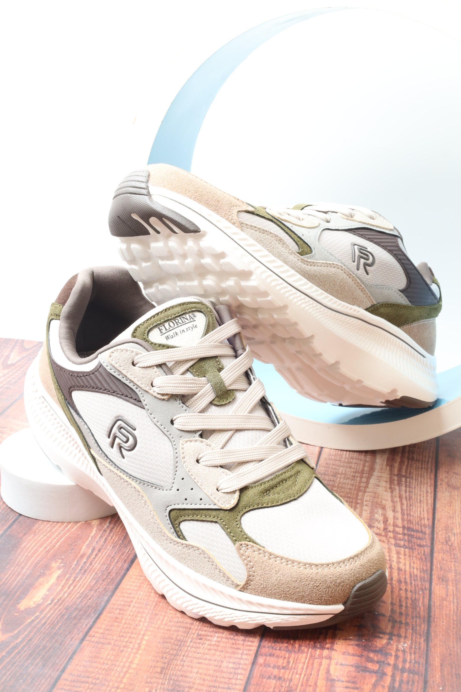 حذاء رياضي 158609