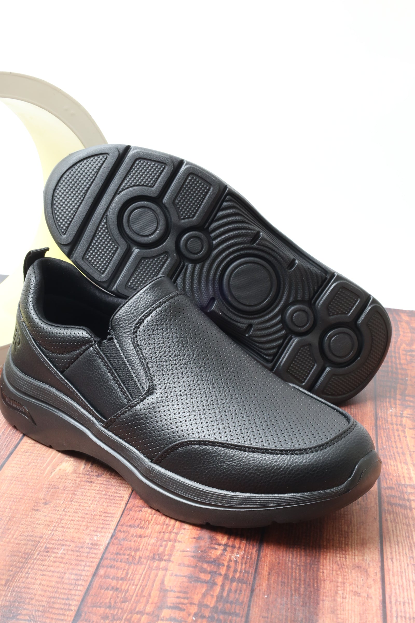 حذاء رياضي 158608