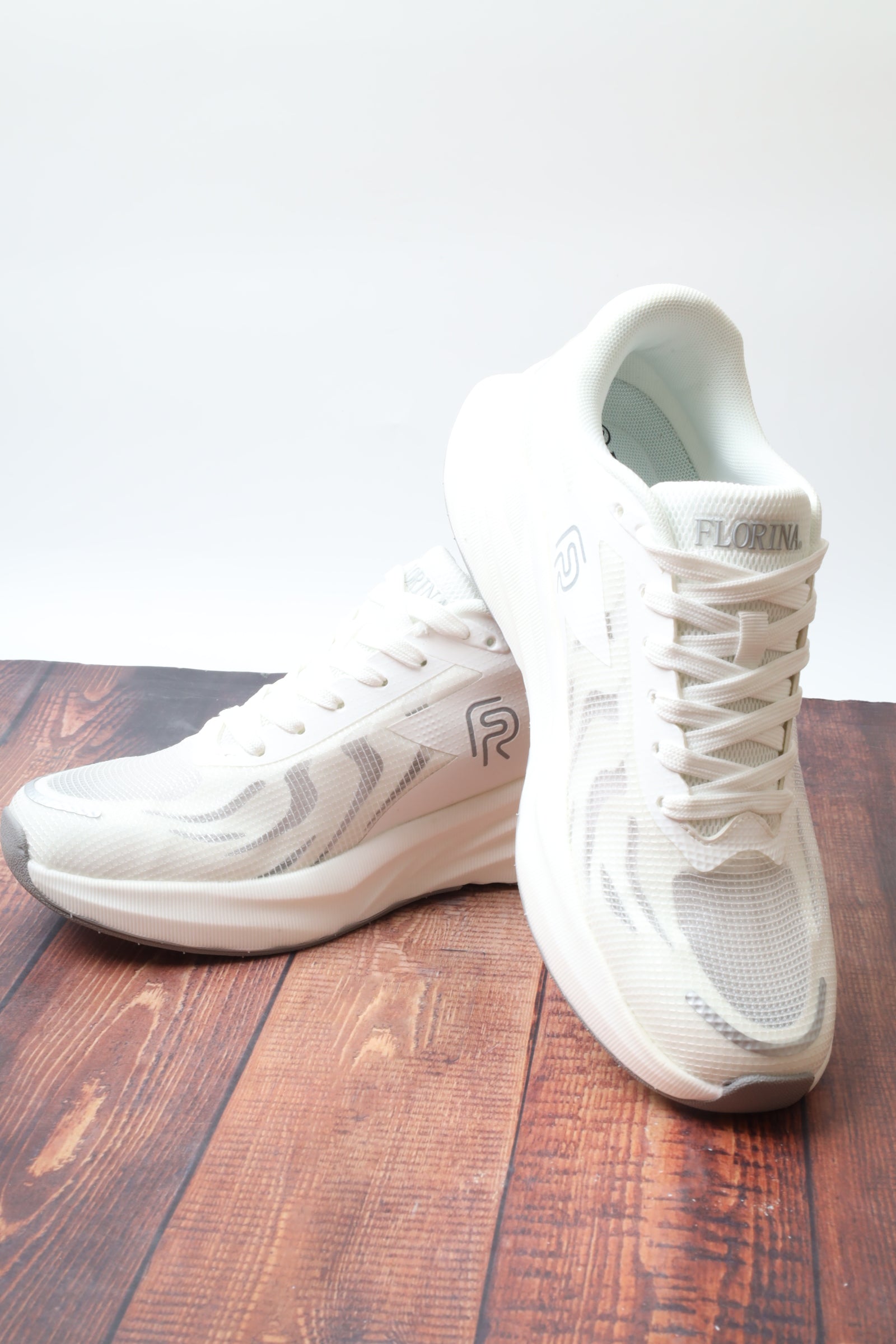 حذاء رياضي 76811