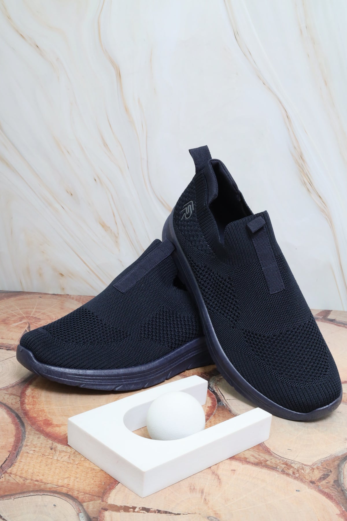حذاء رياضي 23414