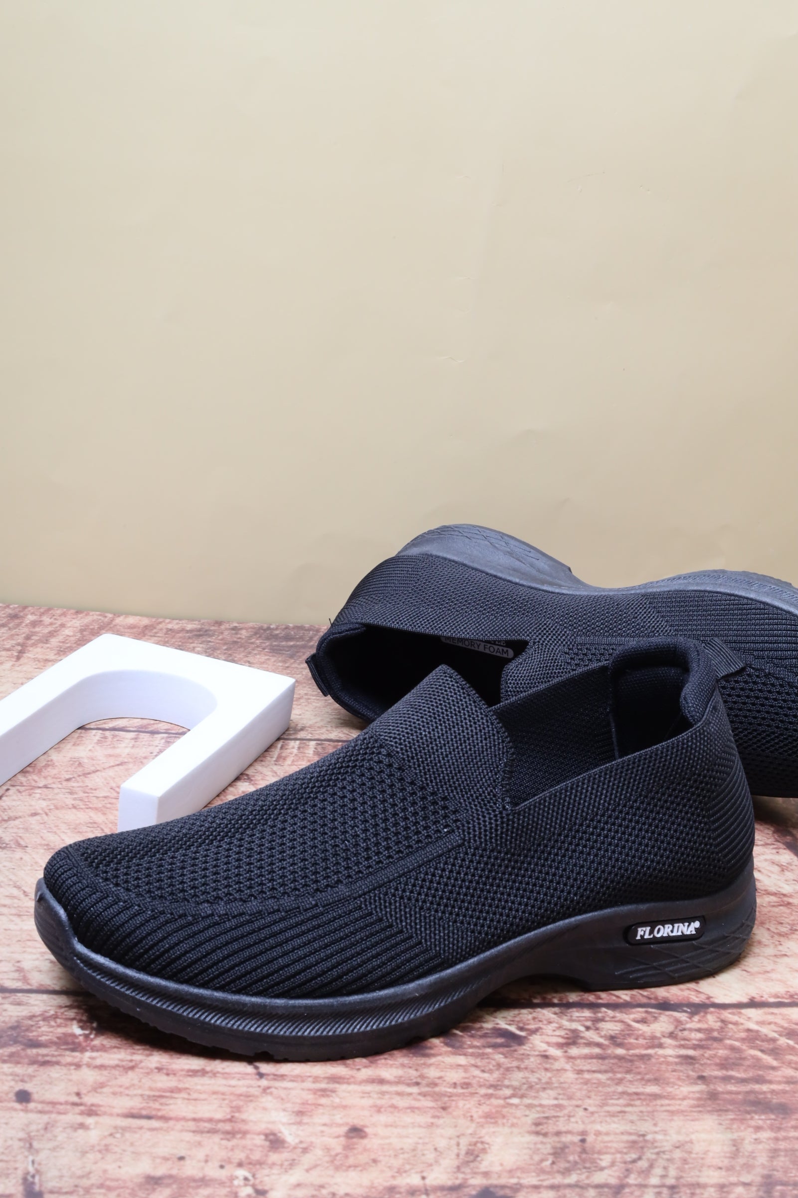 حذاء رياضي 23405
