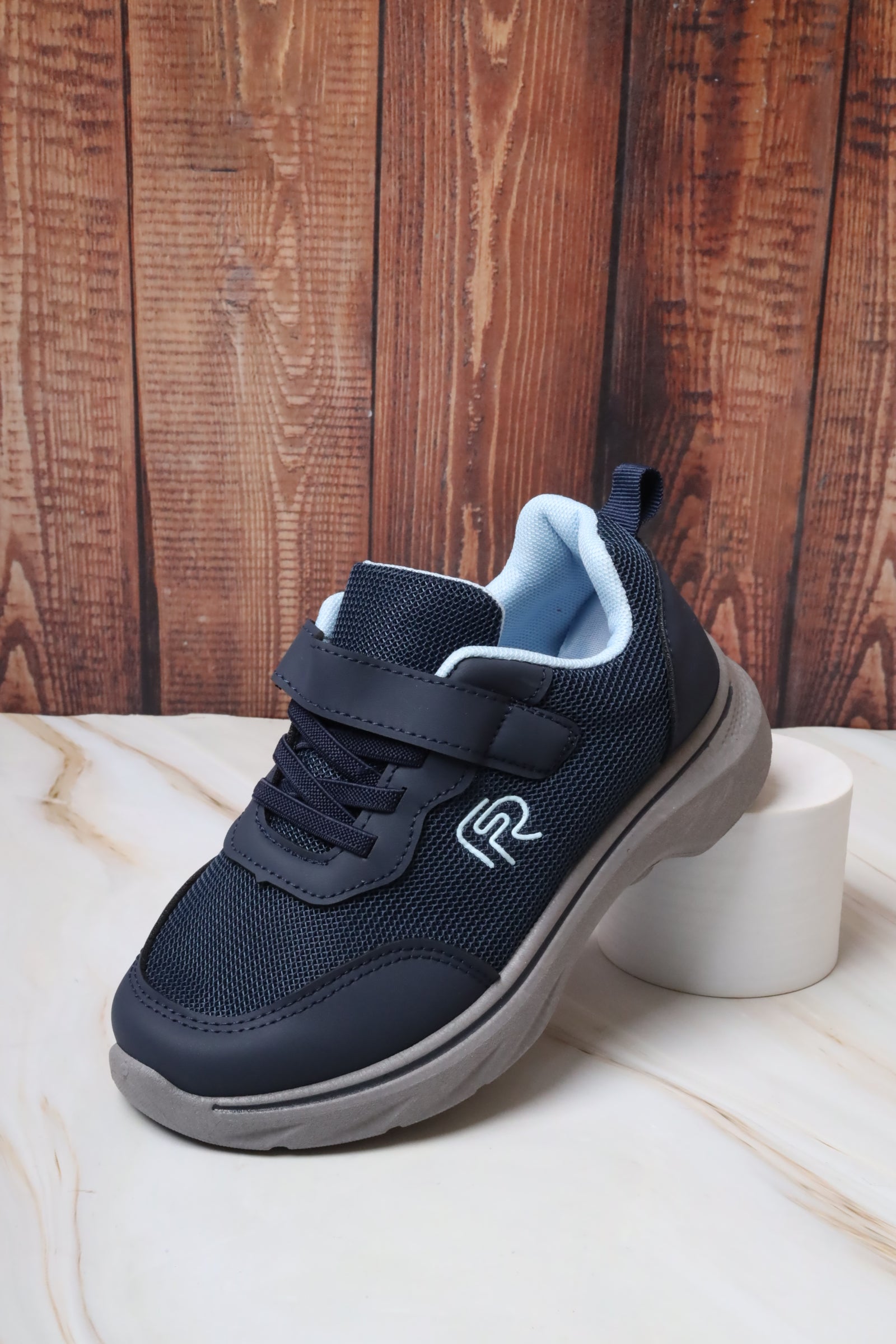 Children's sports shoes 12127