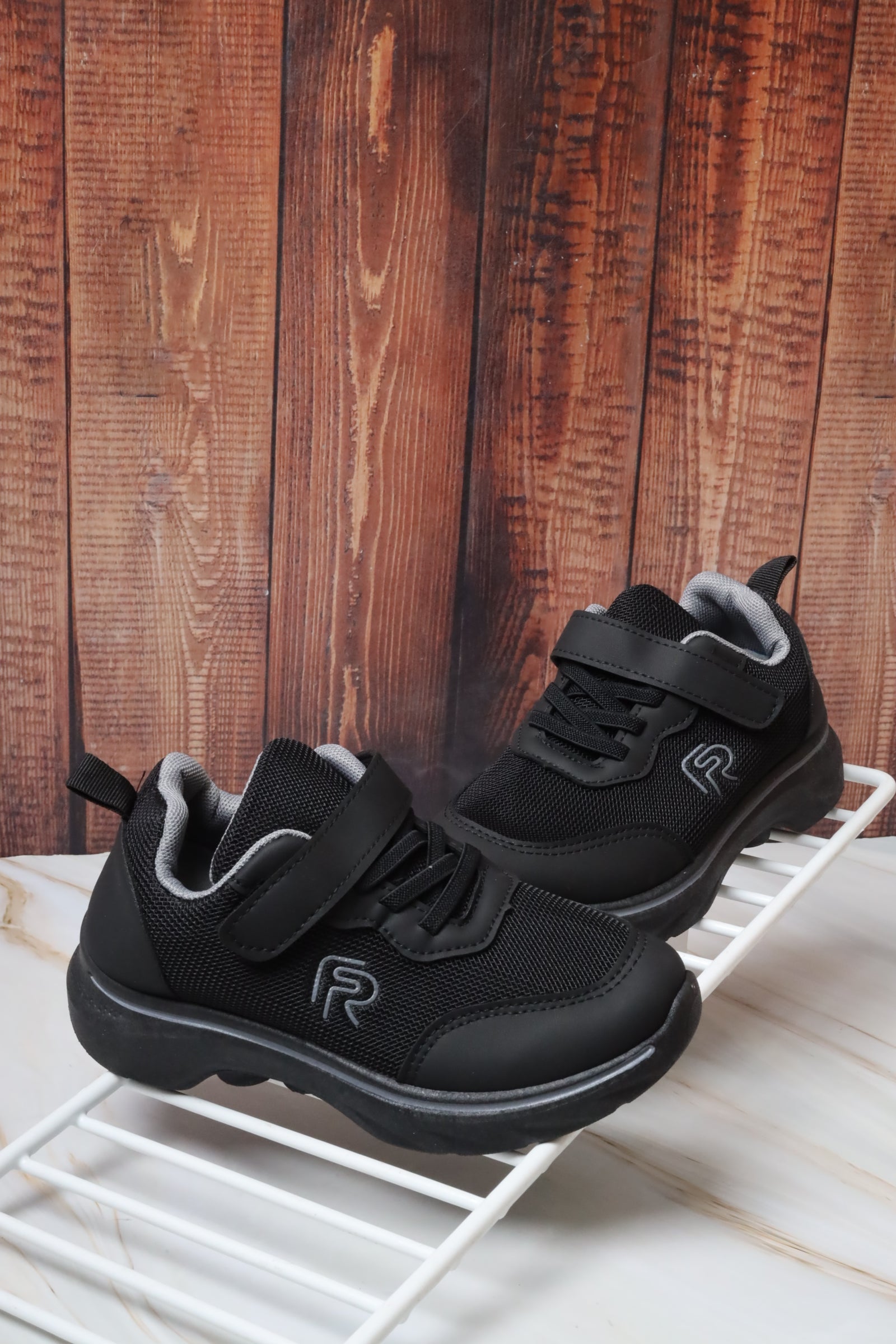 Children's sports shoes 12127