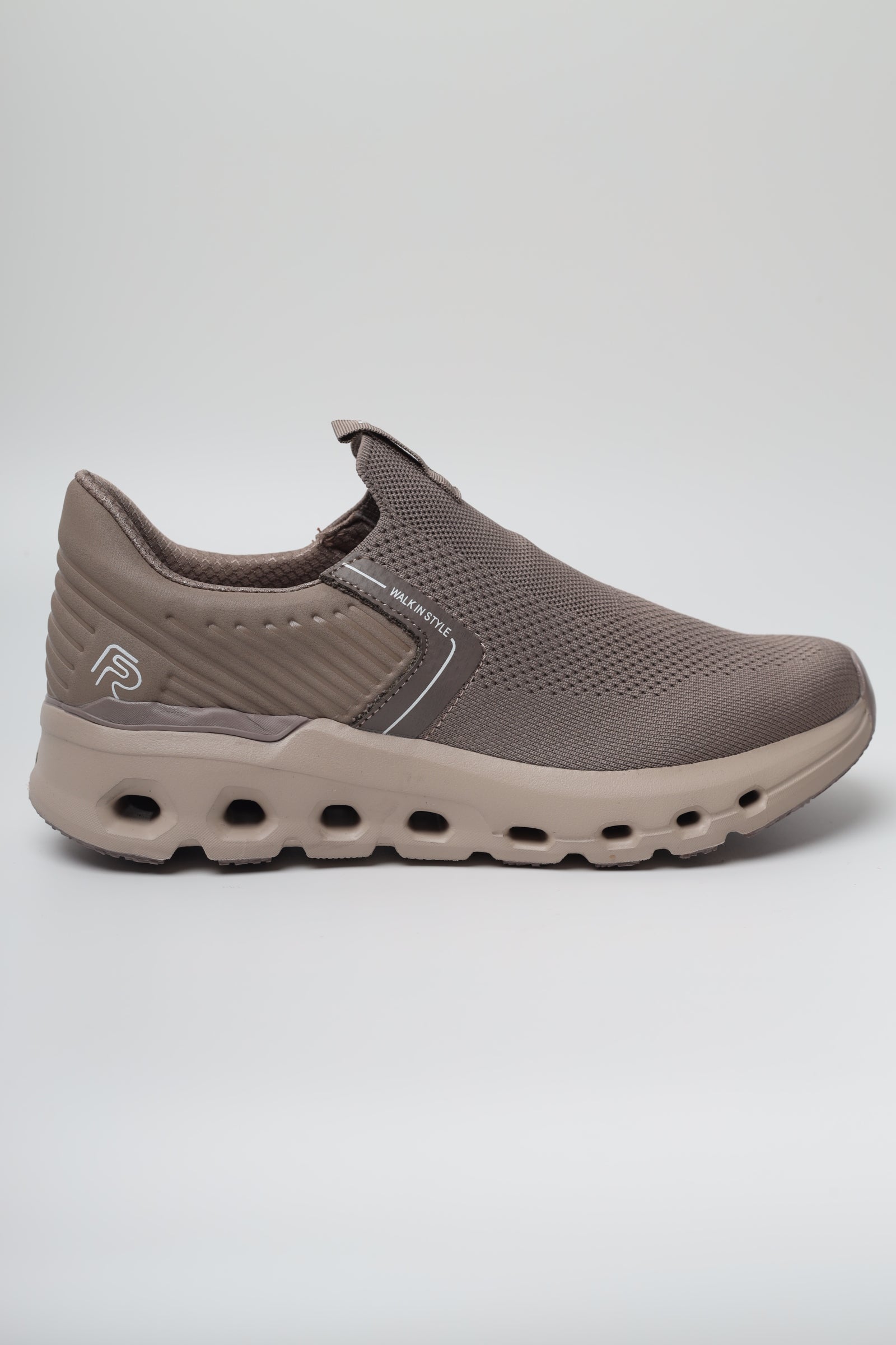 Sports shoes 158596