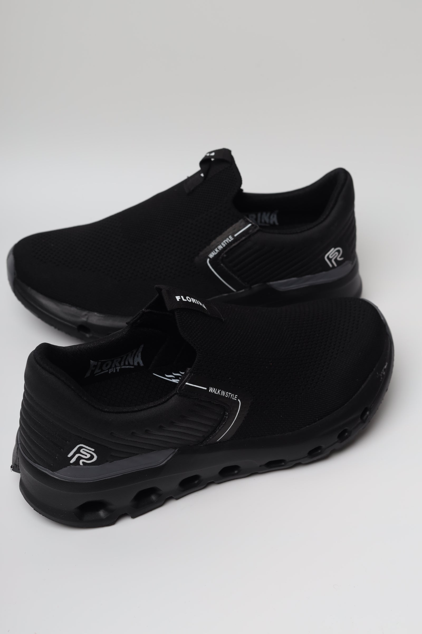Sports shoes 158596