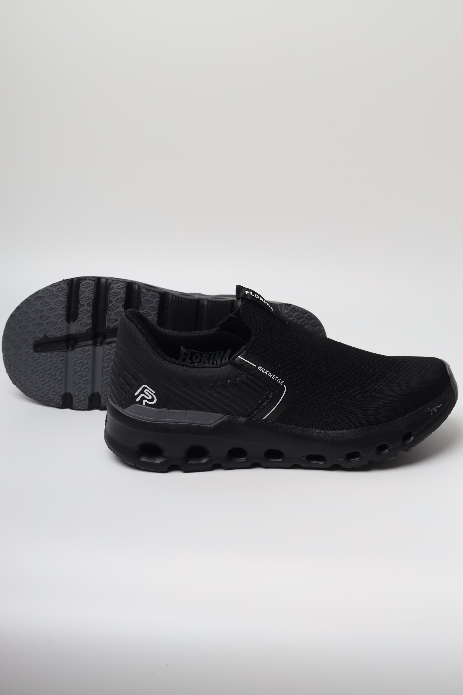 Sports shoes 158596