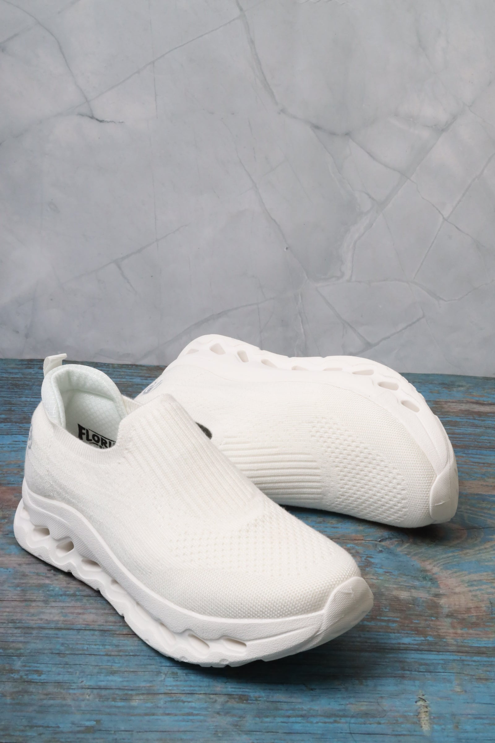 Women's Sports Shoes 76042
