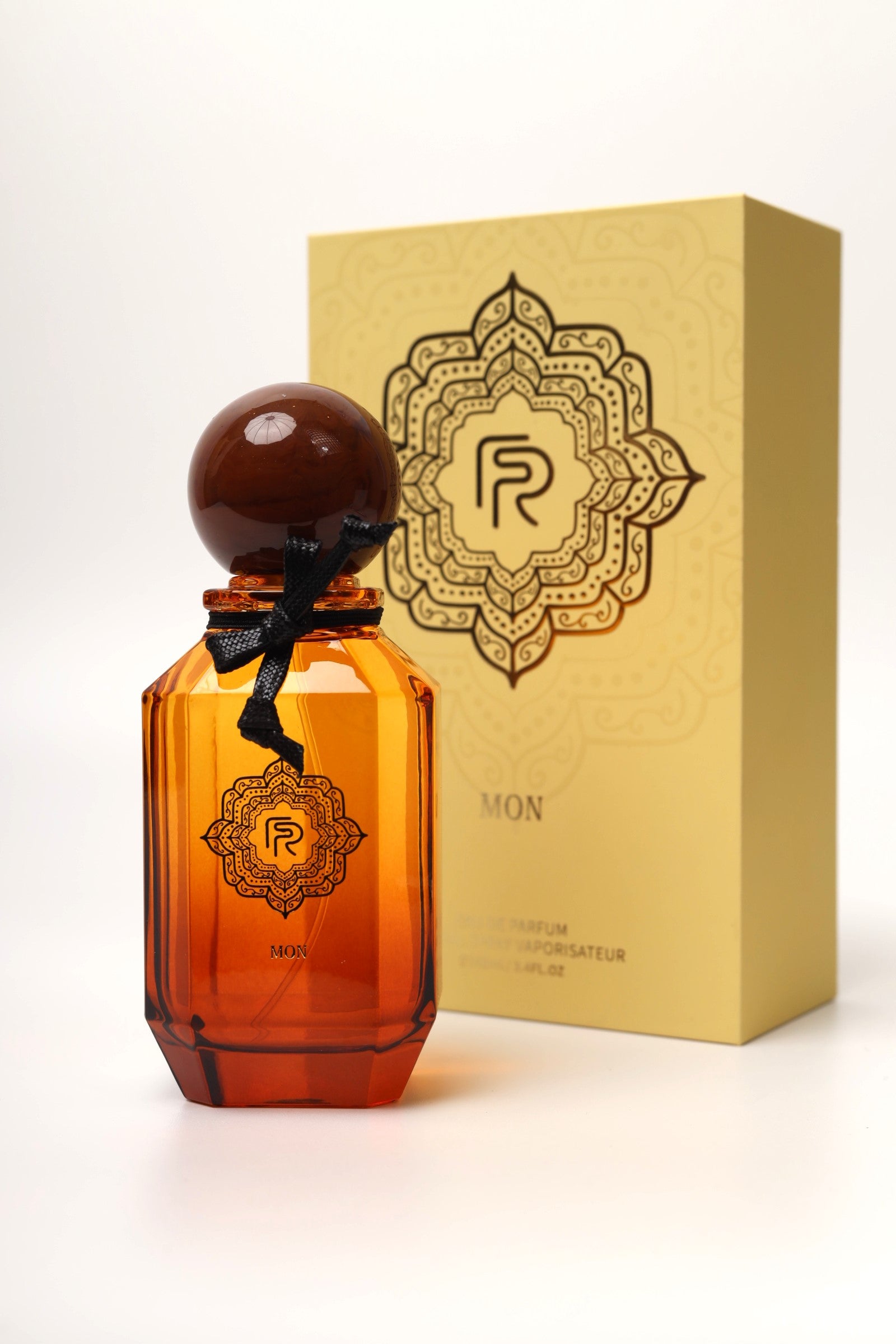 MON عطر