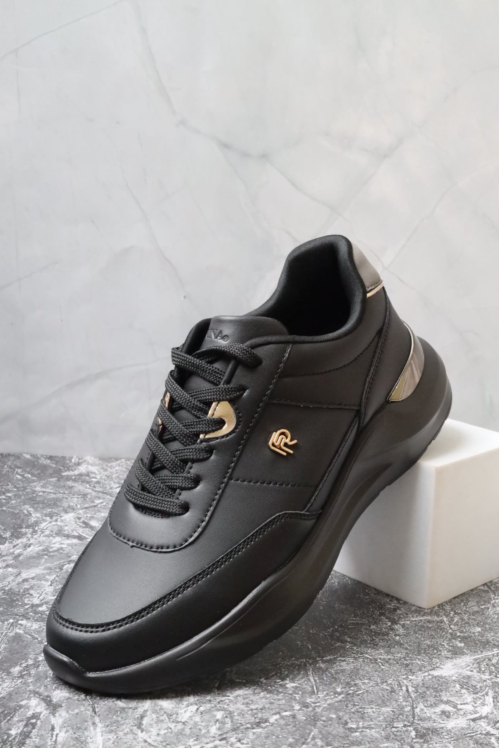 Women's Sports Shoes 152424