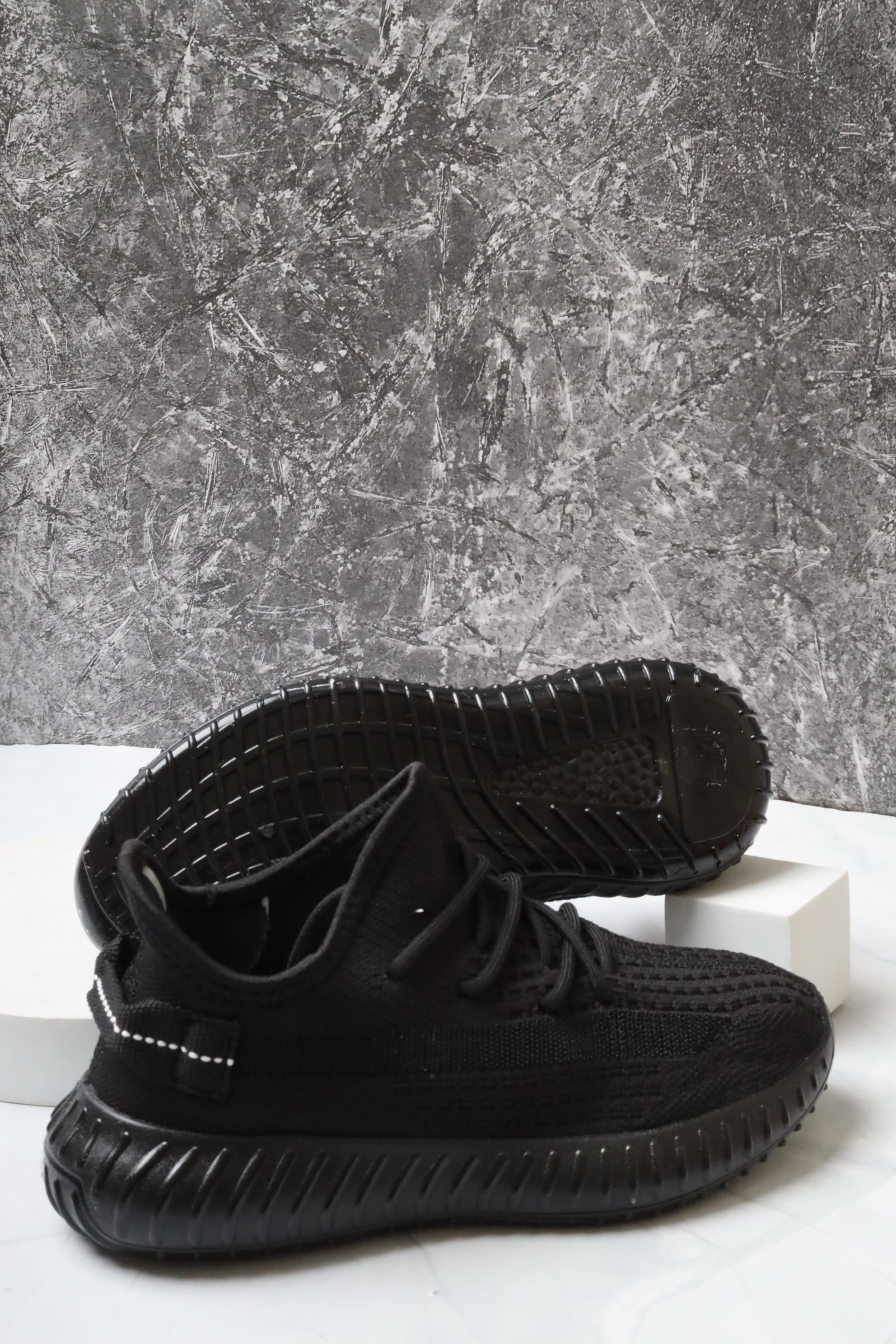 Women's Sports Shoes 11137