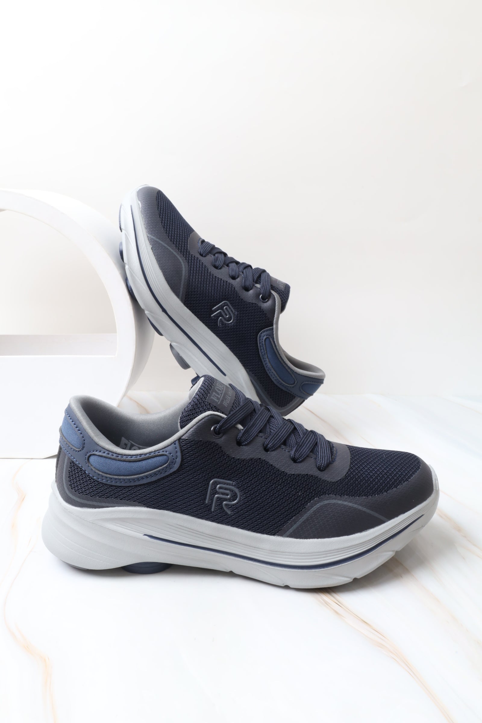 Women's Athletic Shoes 76917