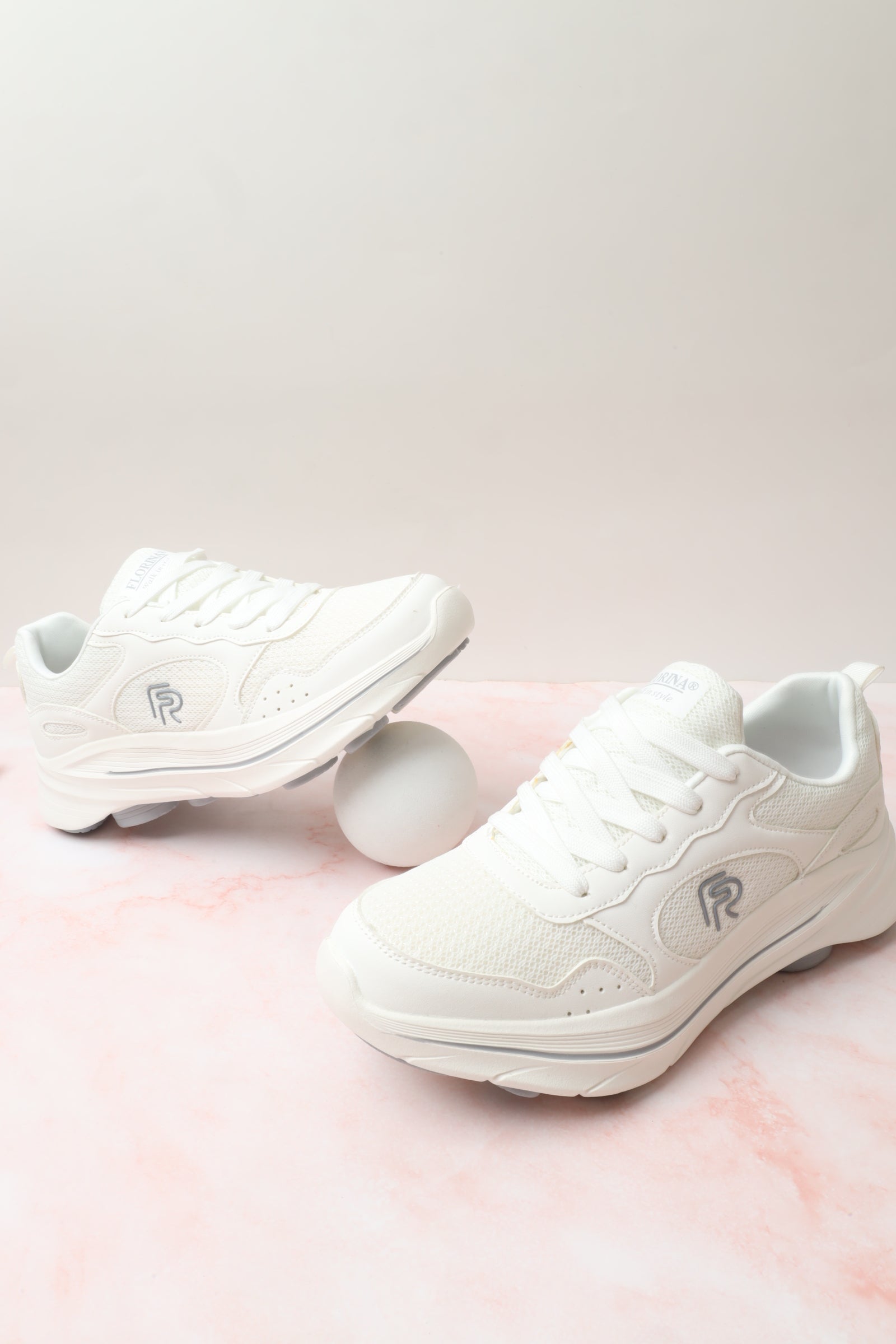 حذاء نسائي رياضي 76916