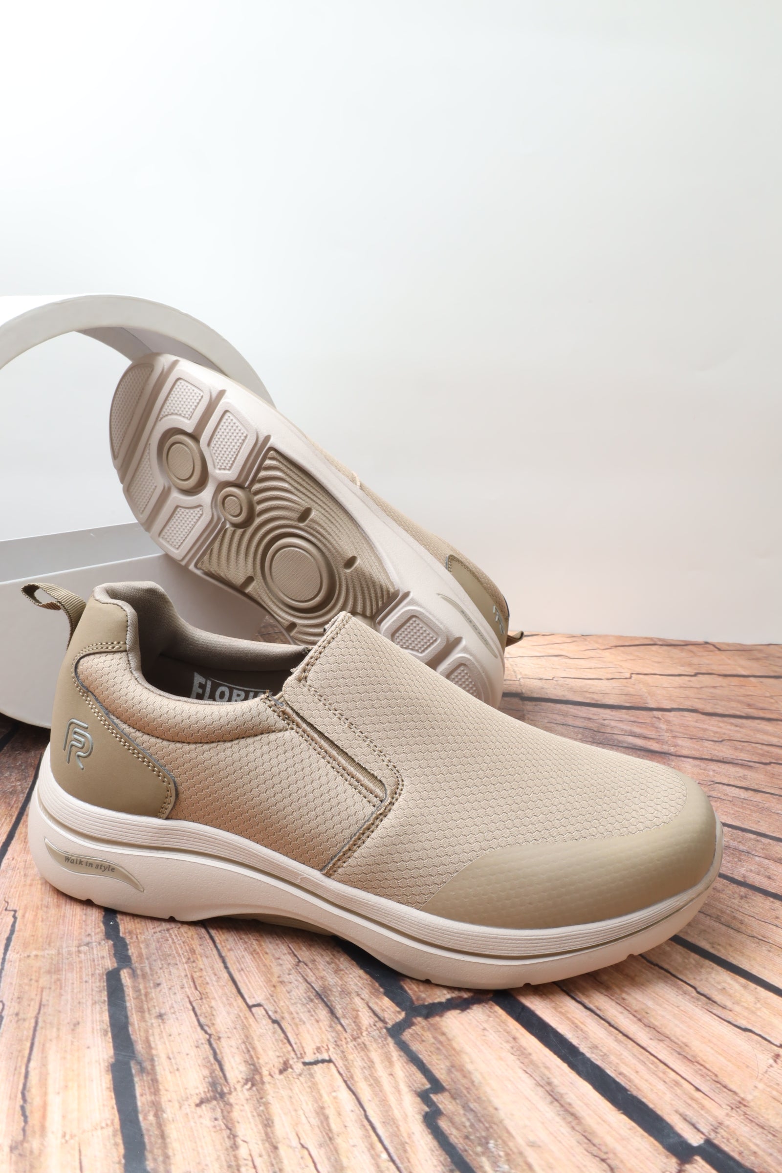 حذاء رياضي 158618