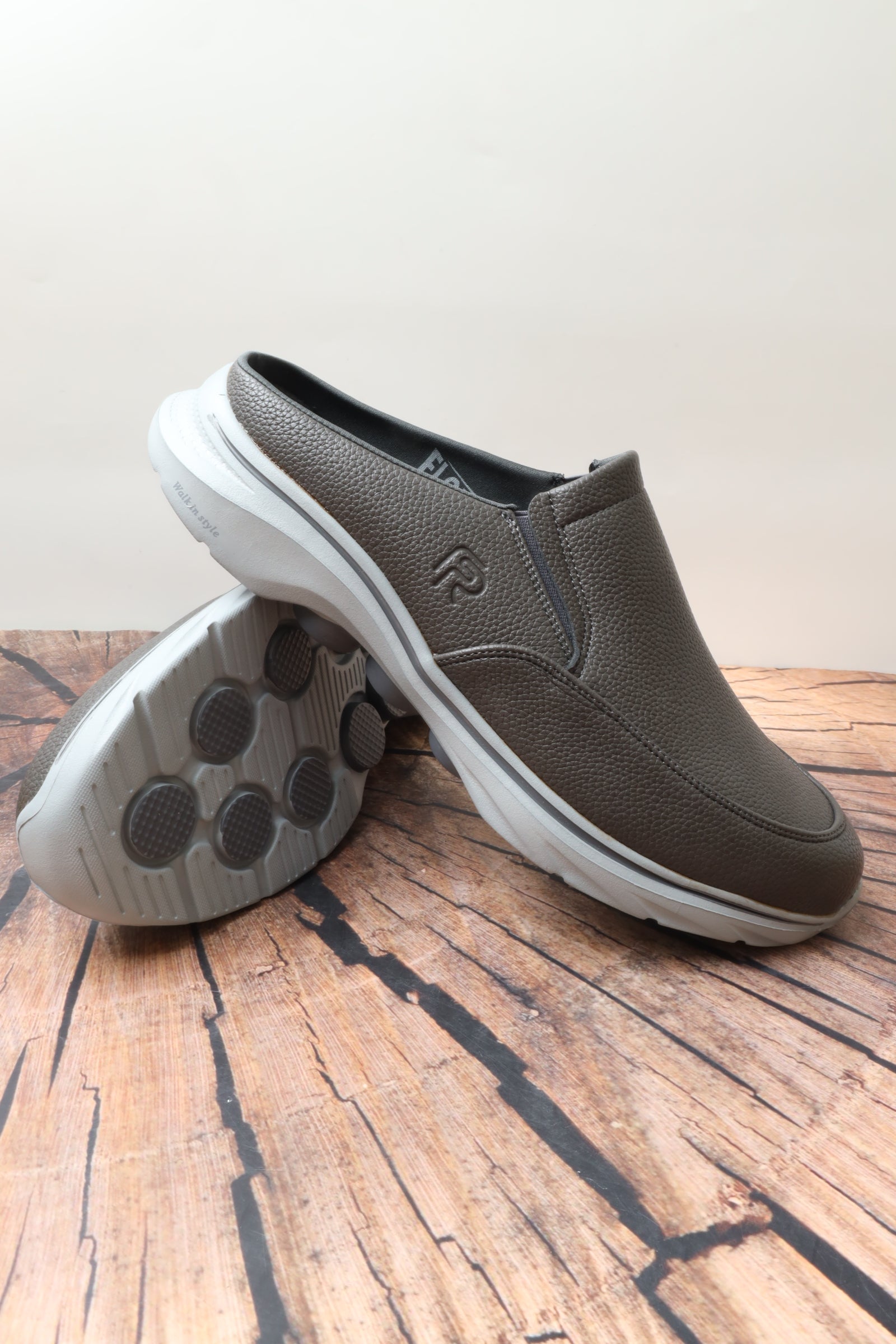 حذاء رياضي 158635