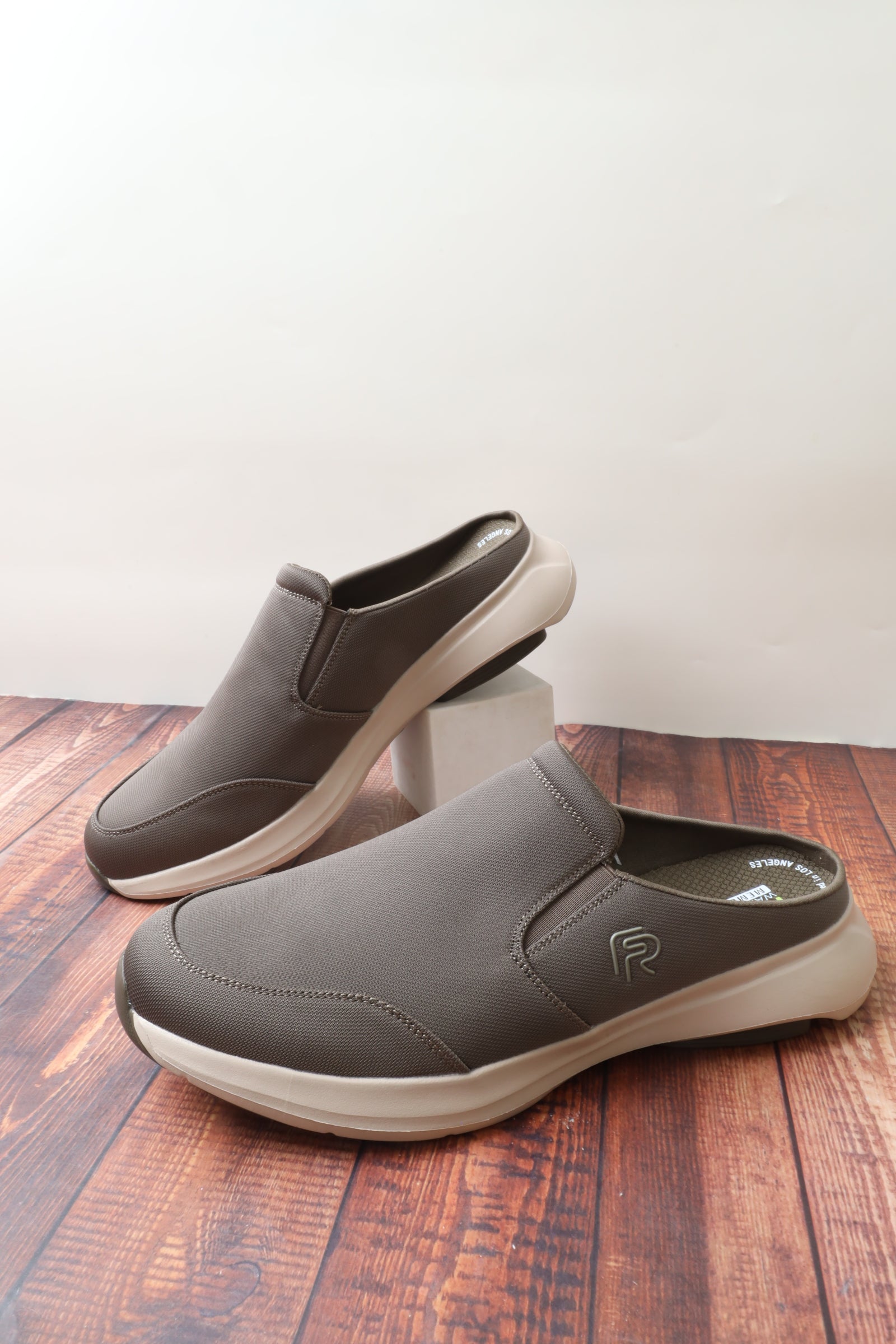 حذاء رياضي 158634