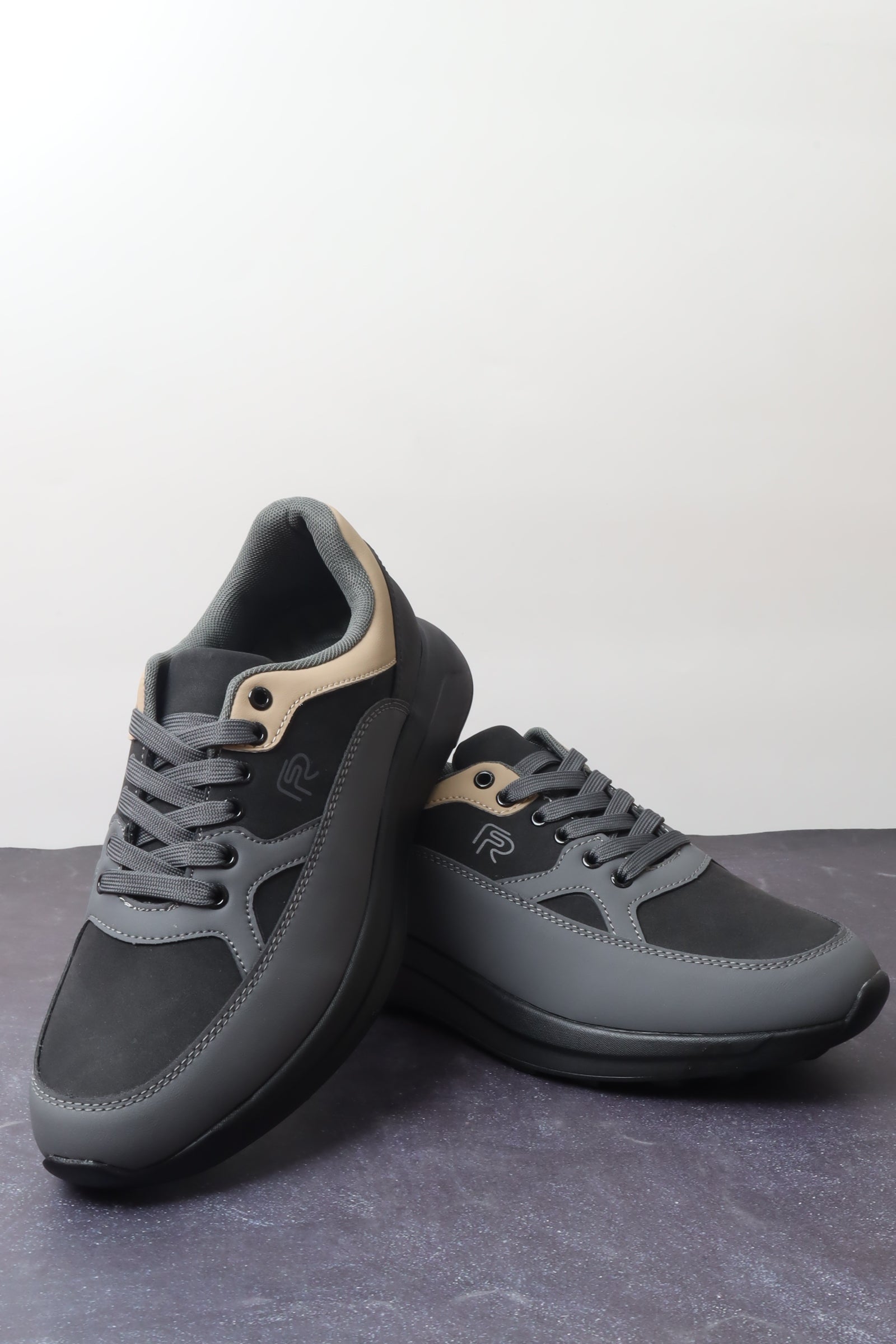 حذاء رياضي 87301