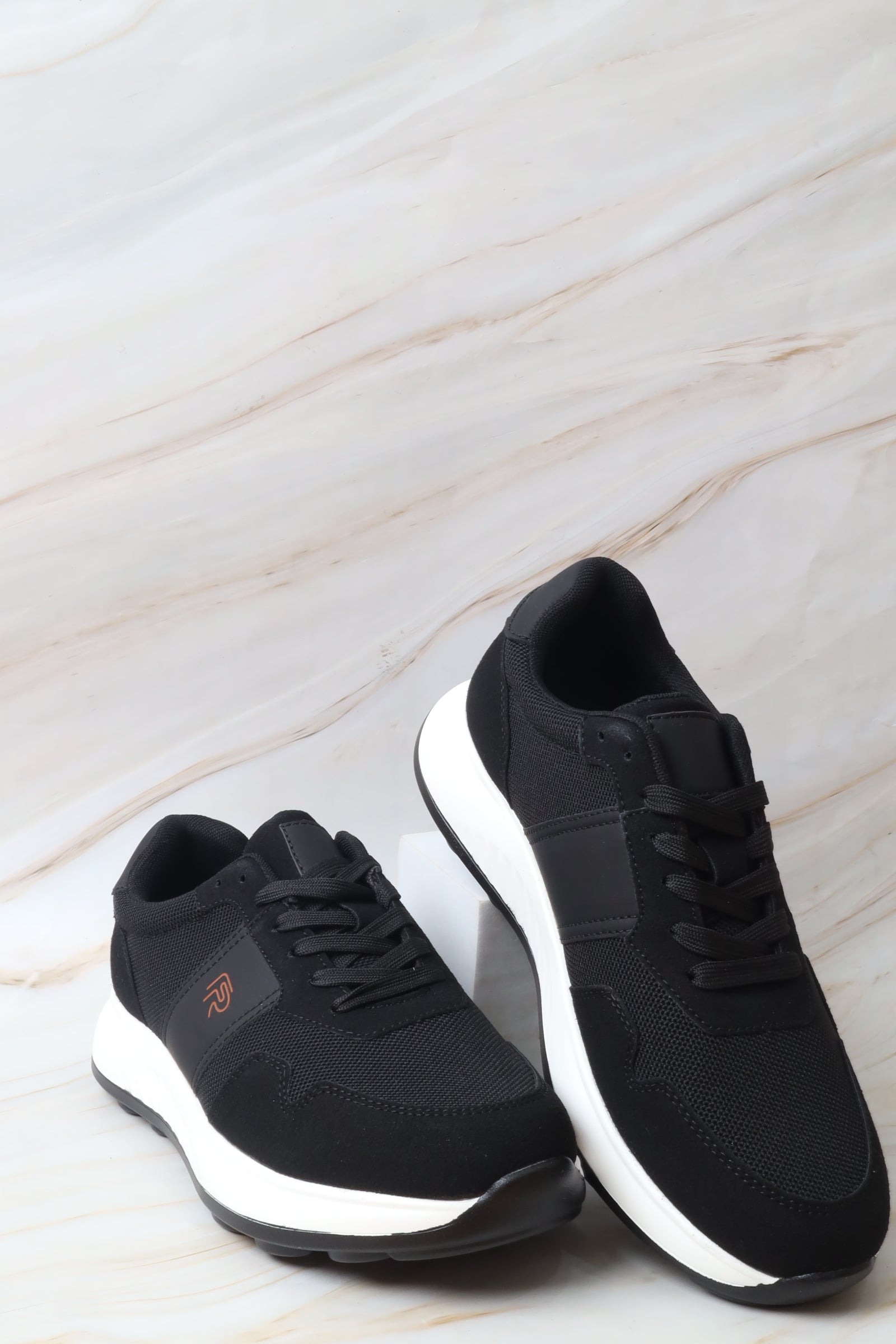 حذاء رياضي 87313