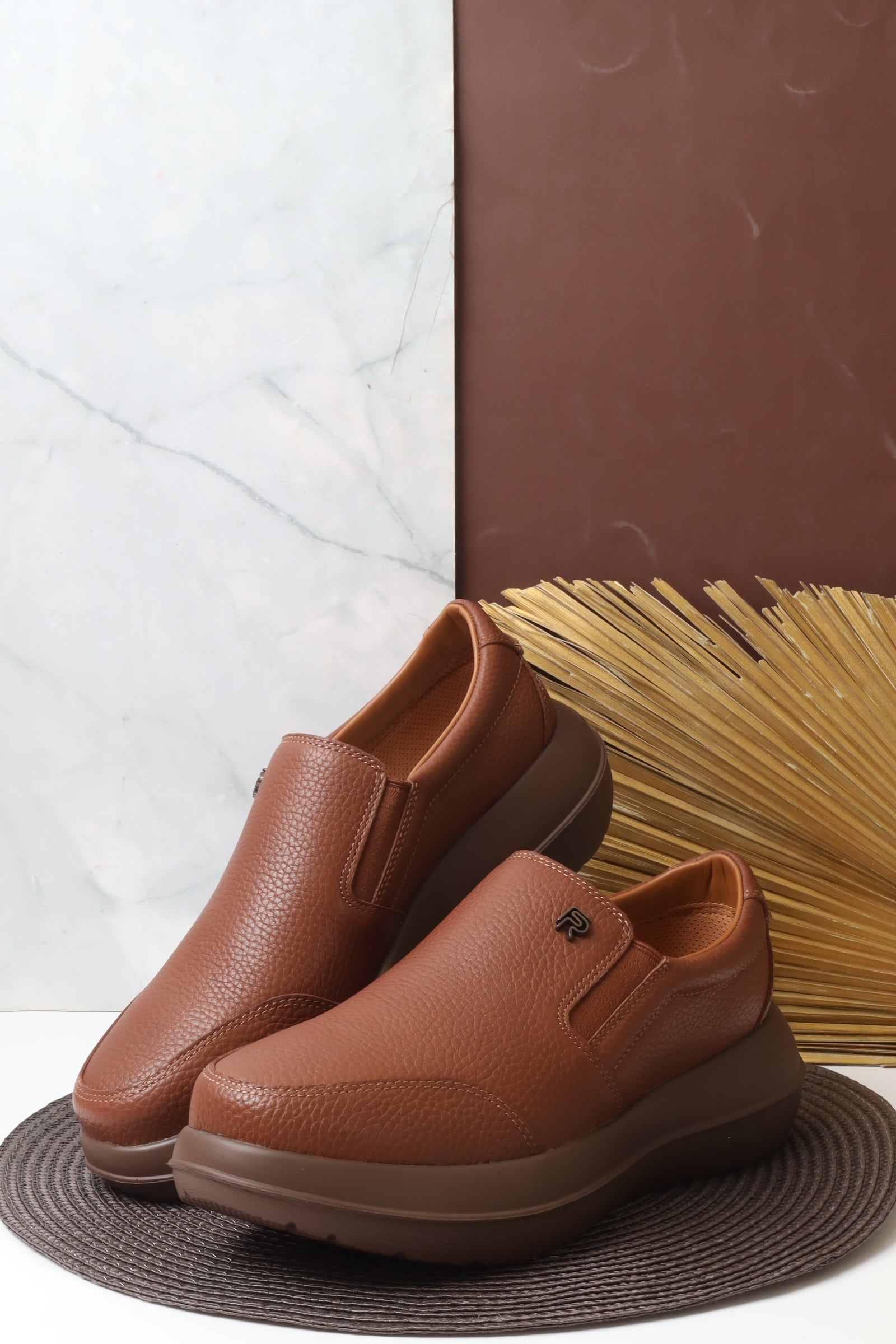 حذاء كاجول 19933