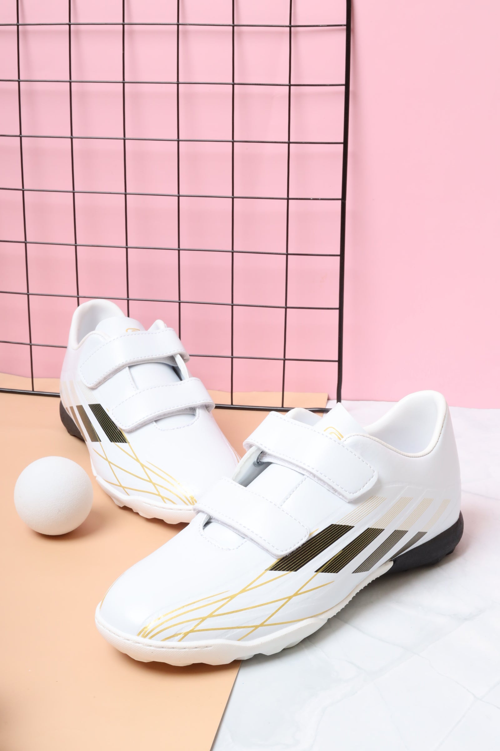 Football shoe 76201