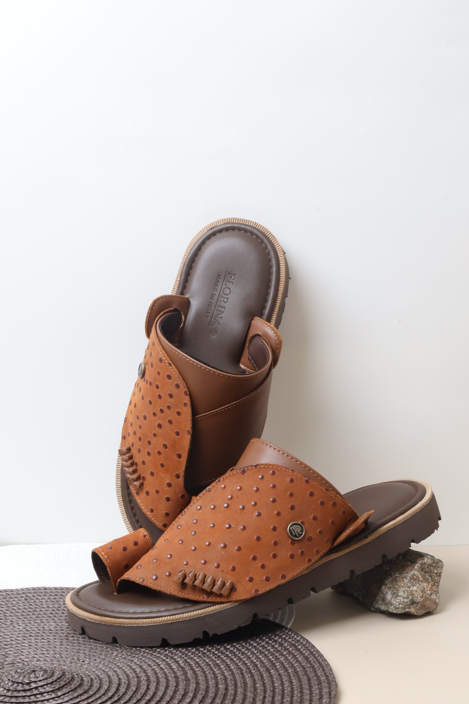 شرقي ايطالي 1261001