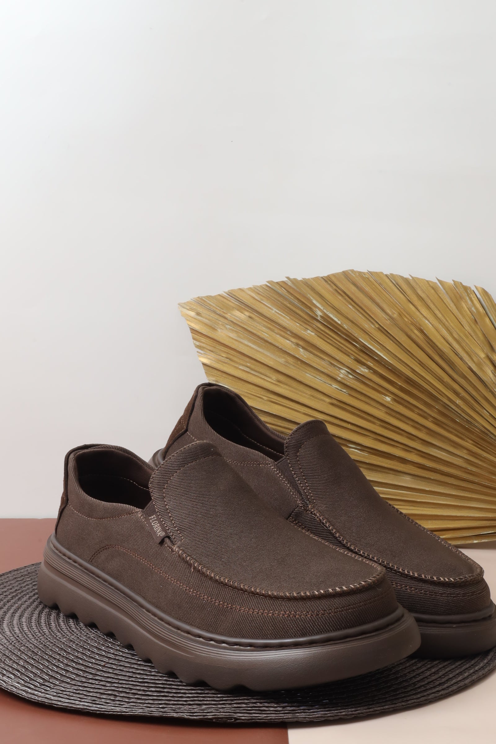 حذاء كاجول 89504