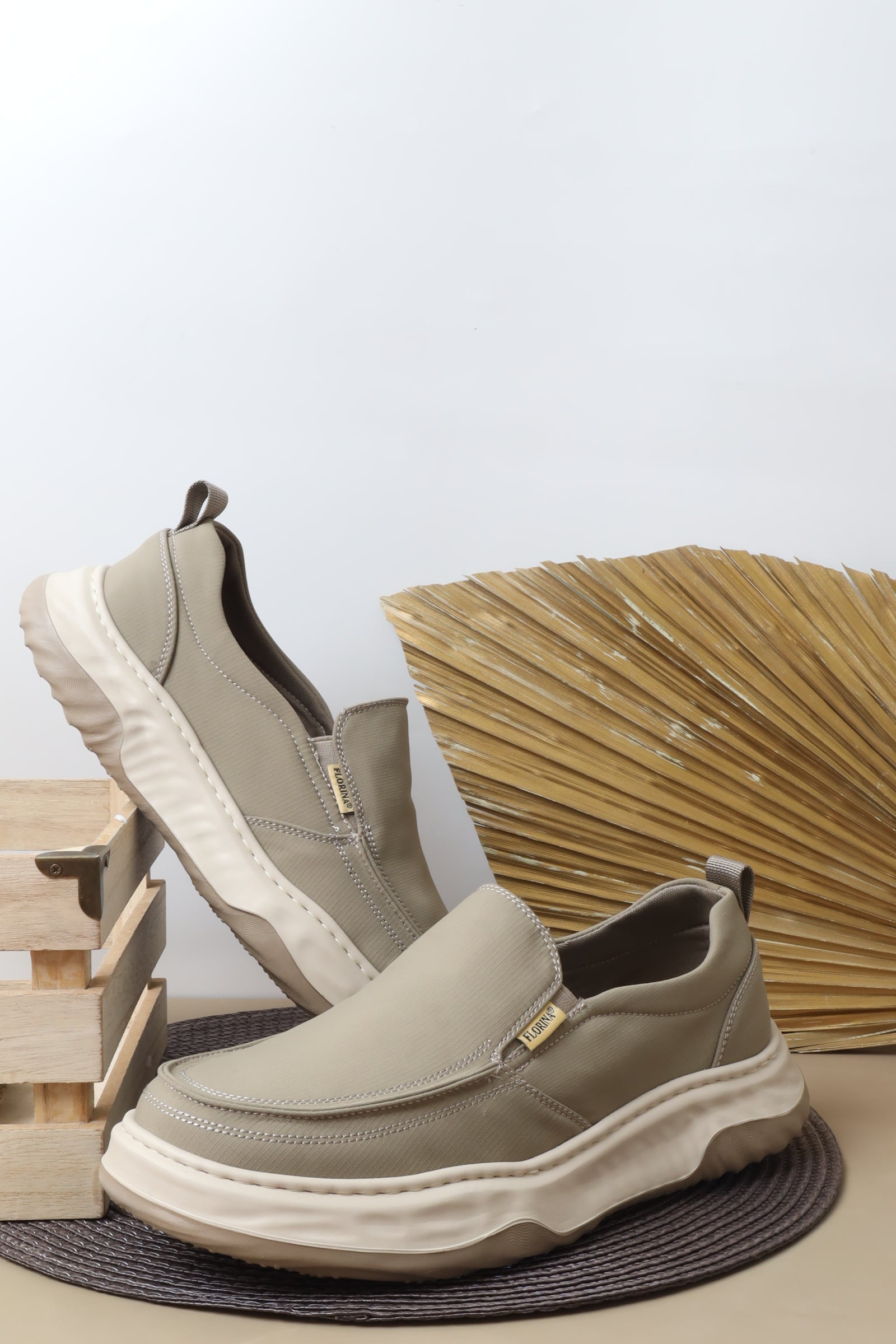 حذاء كاجول 89505