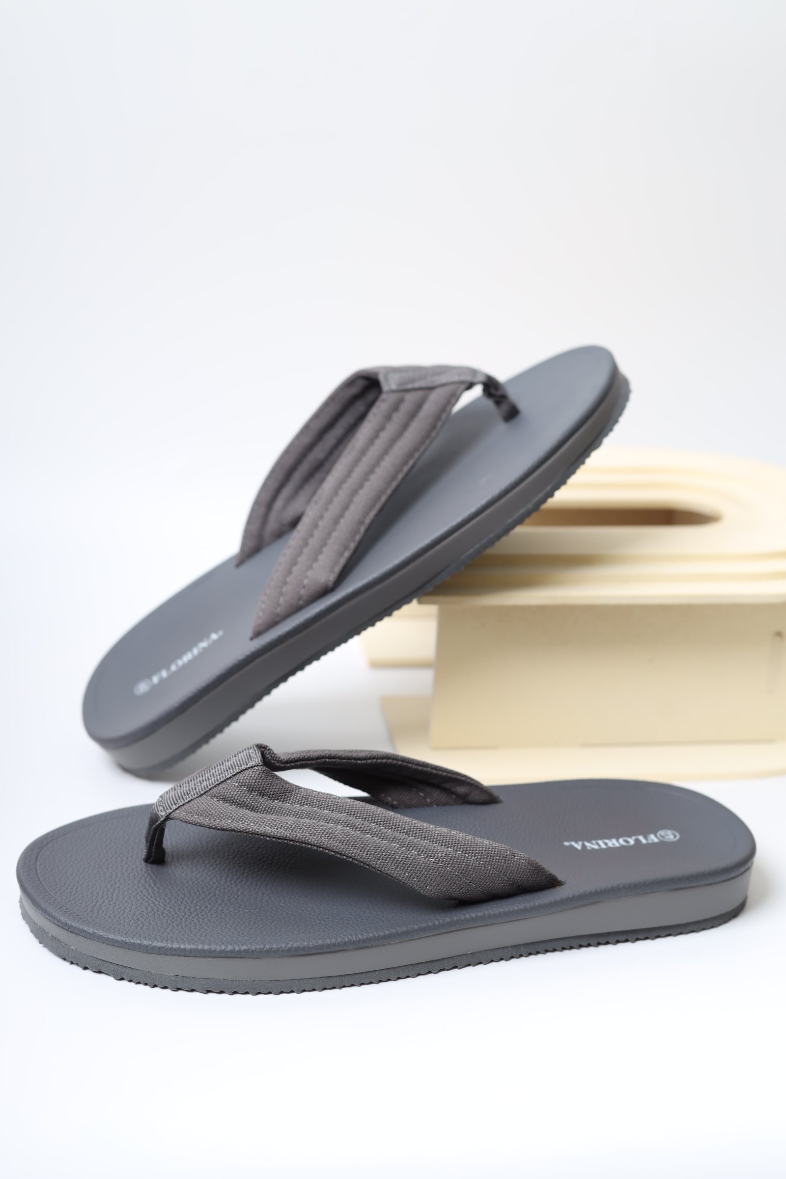 شبشب رجالي 17102