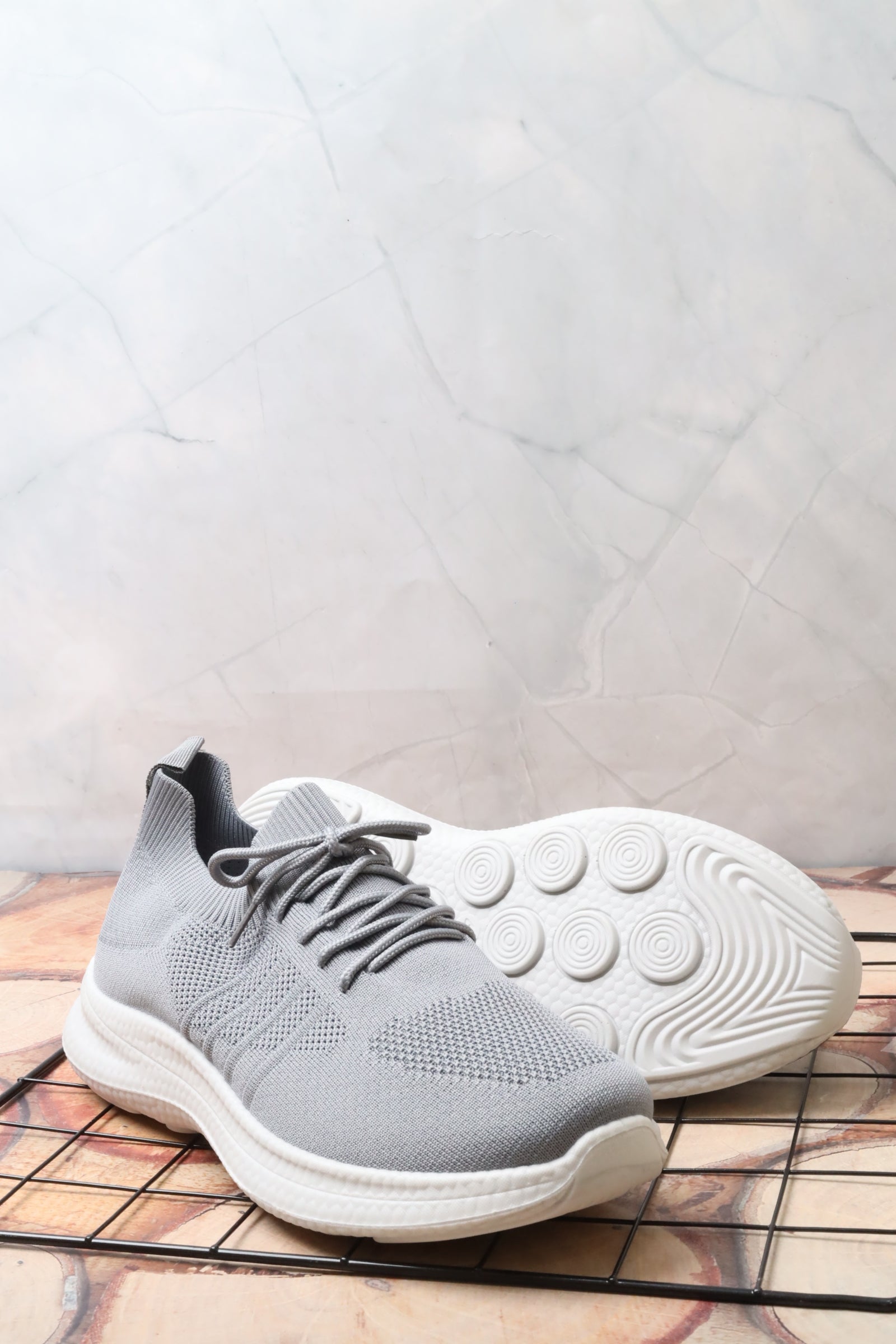 حذاء رياضي 23468