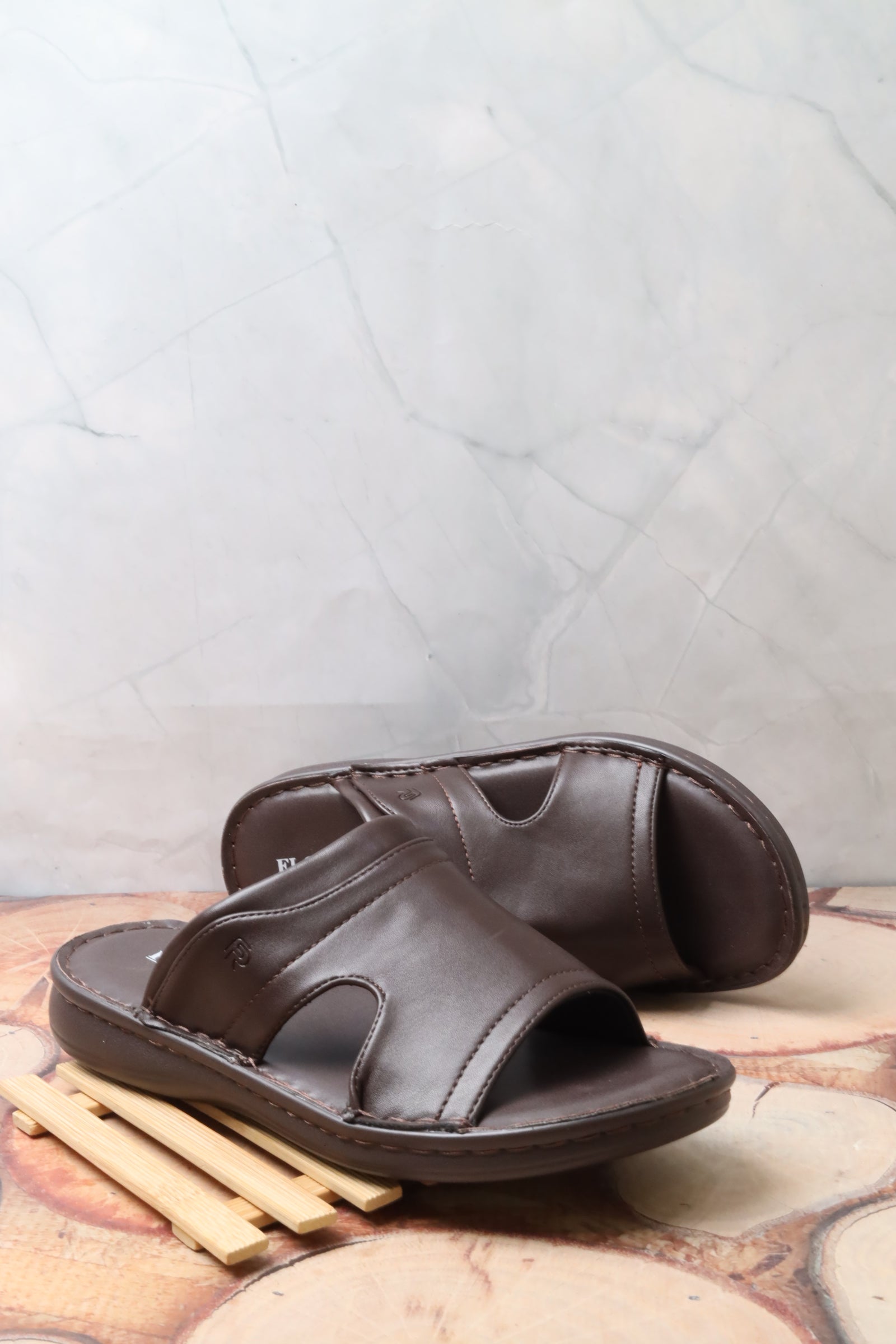 صندل رجالي 23804