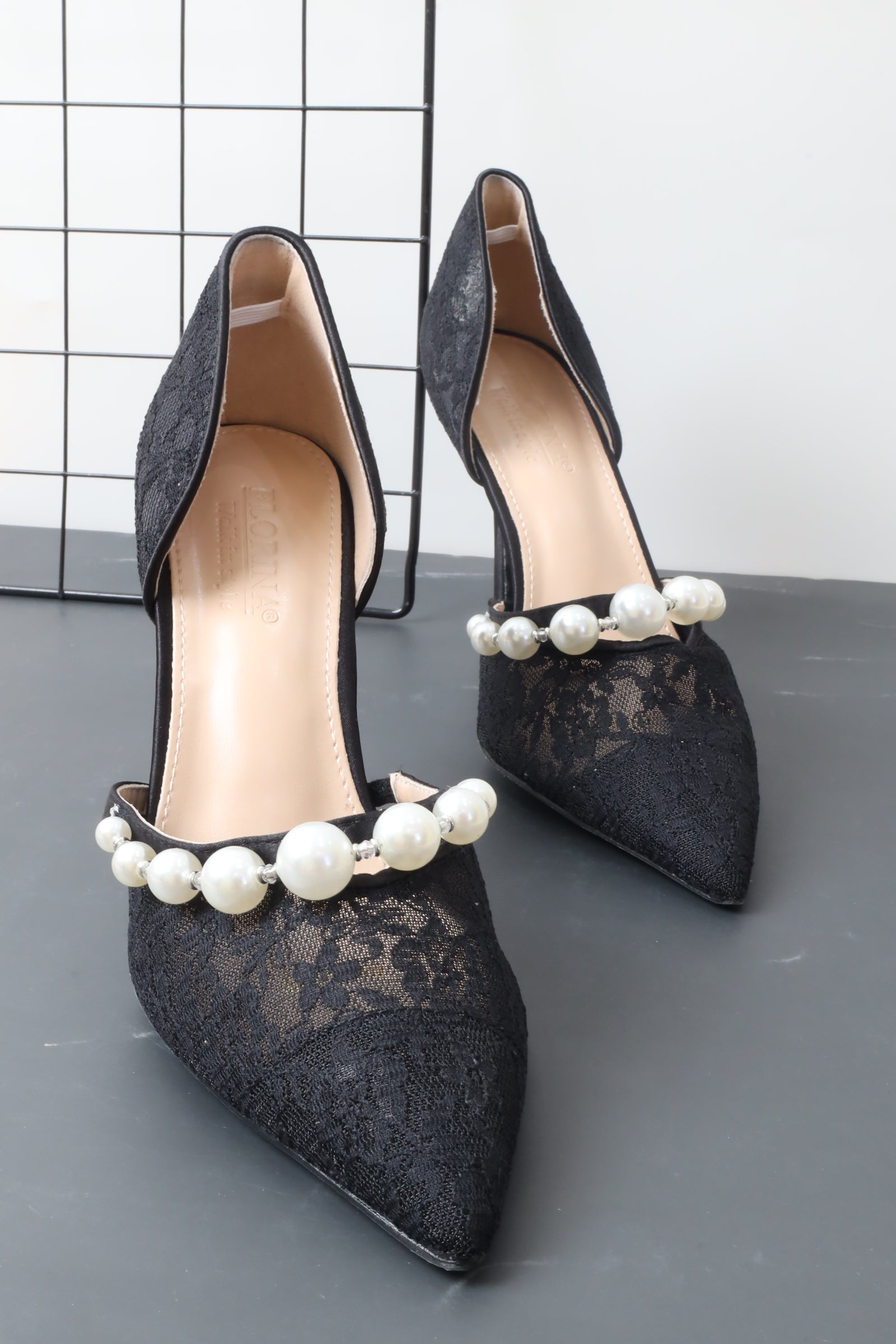 صندل نسائي بكعب عالي 89605