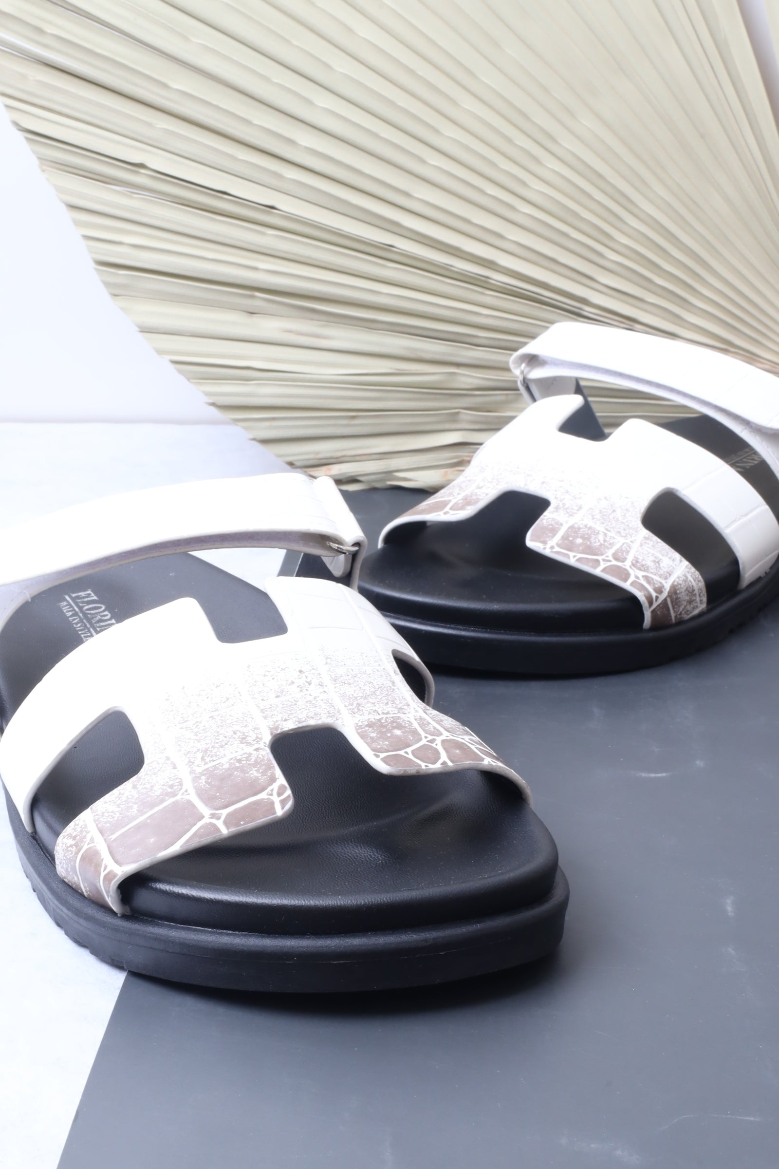 صندل نسائي فلات 89622