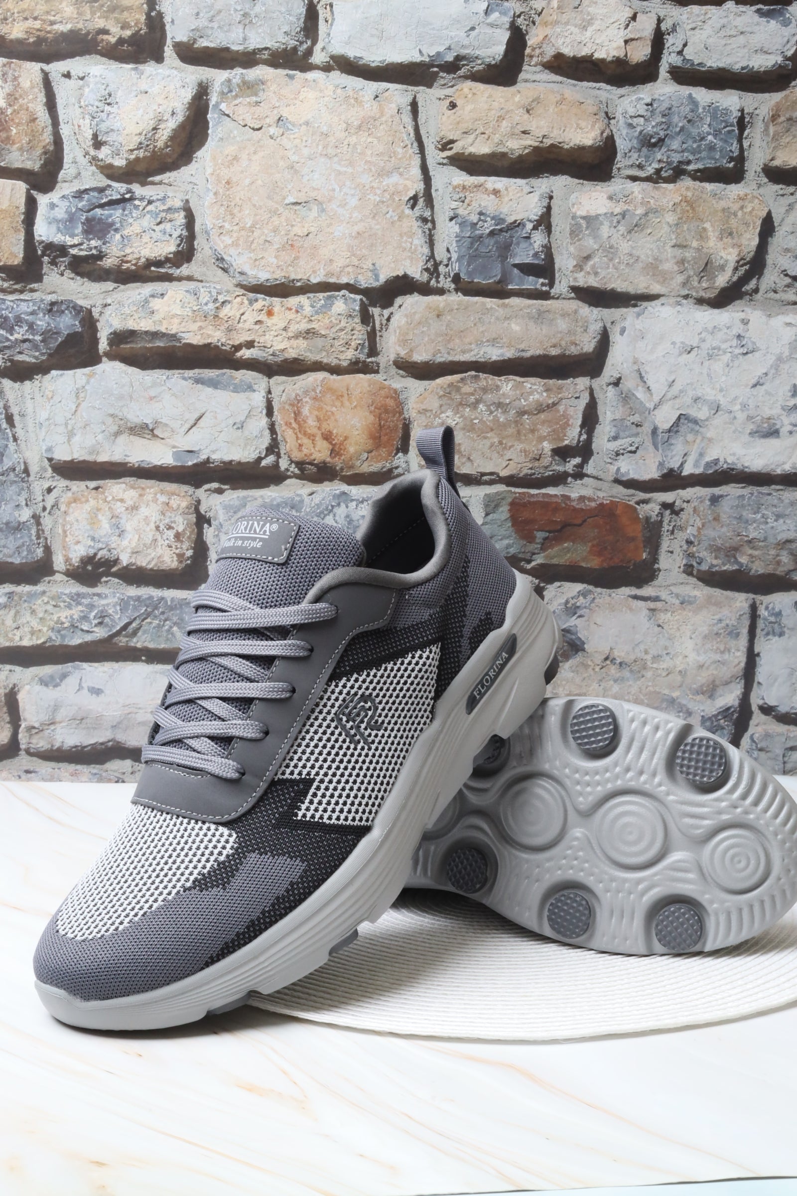 Sports shoes 158507
