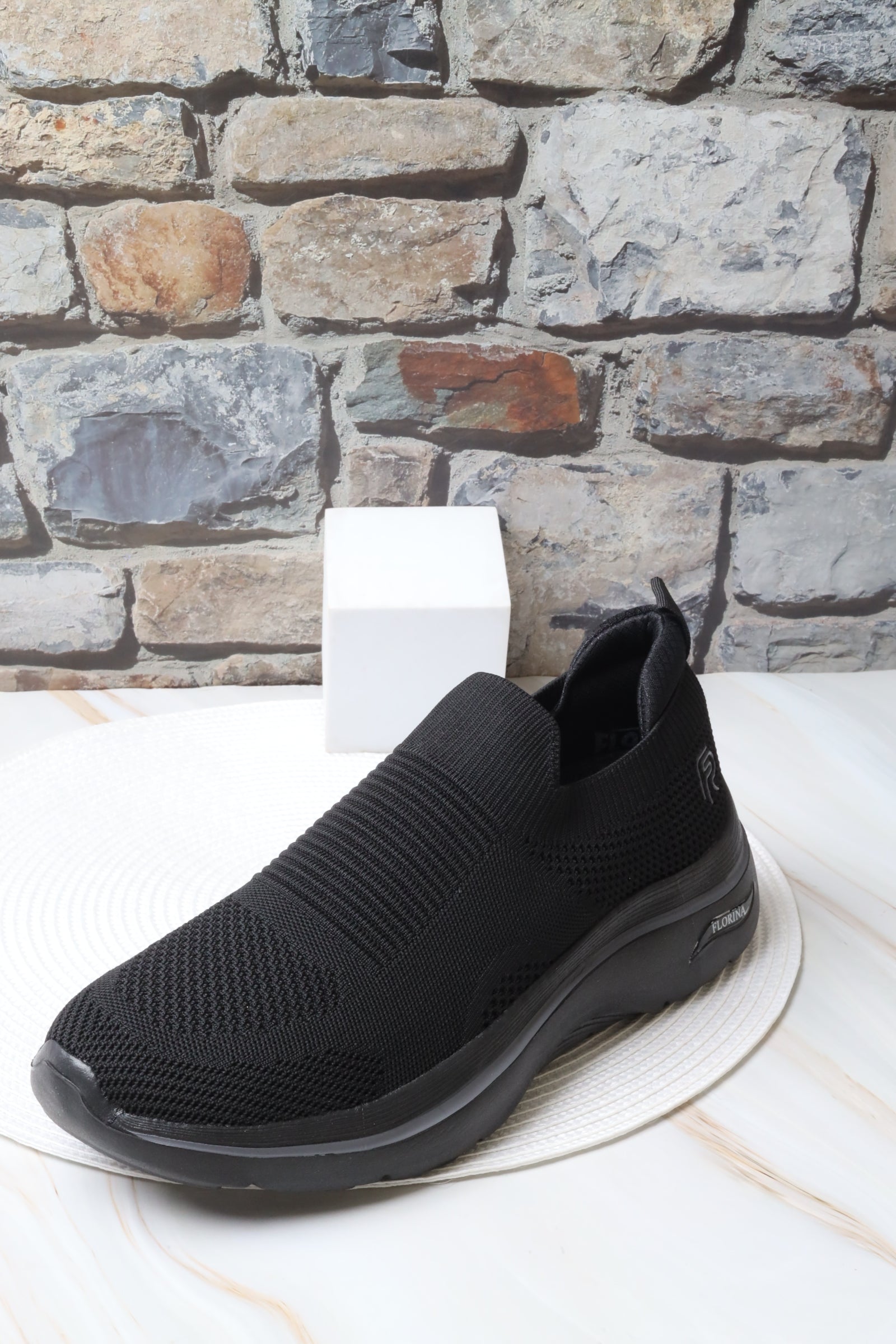 Sports shoes 158520