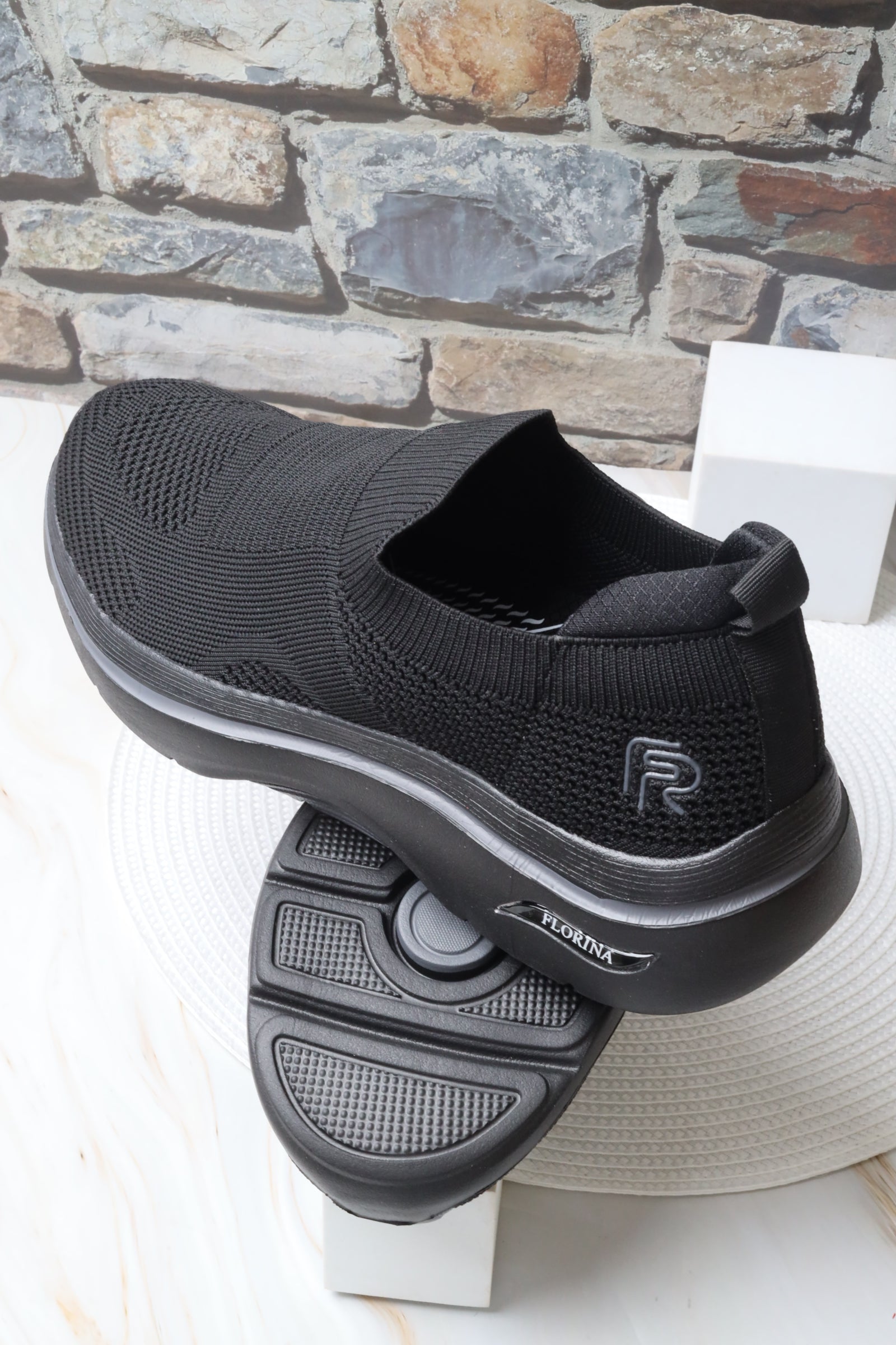 Sports shoes 158520