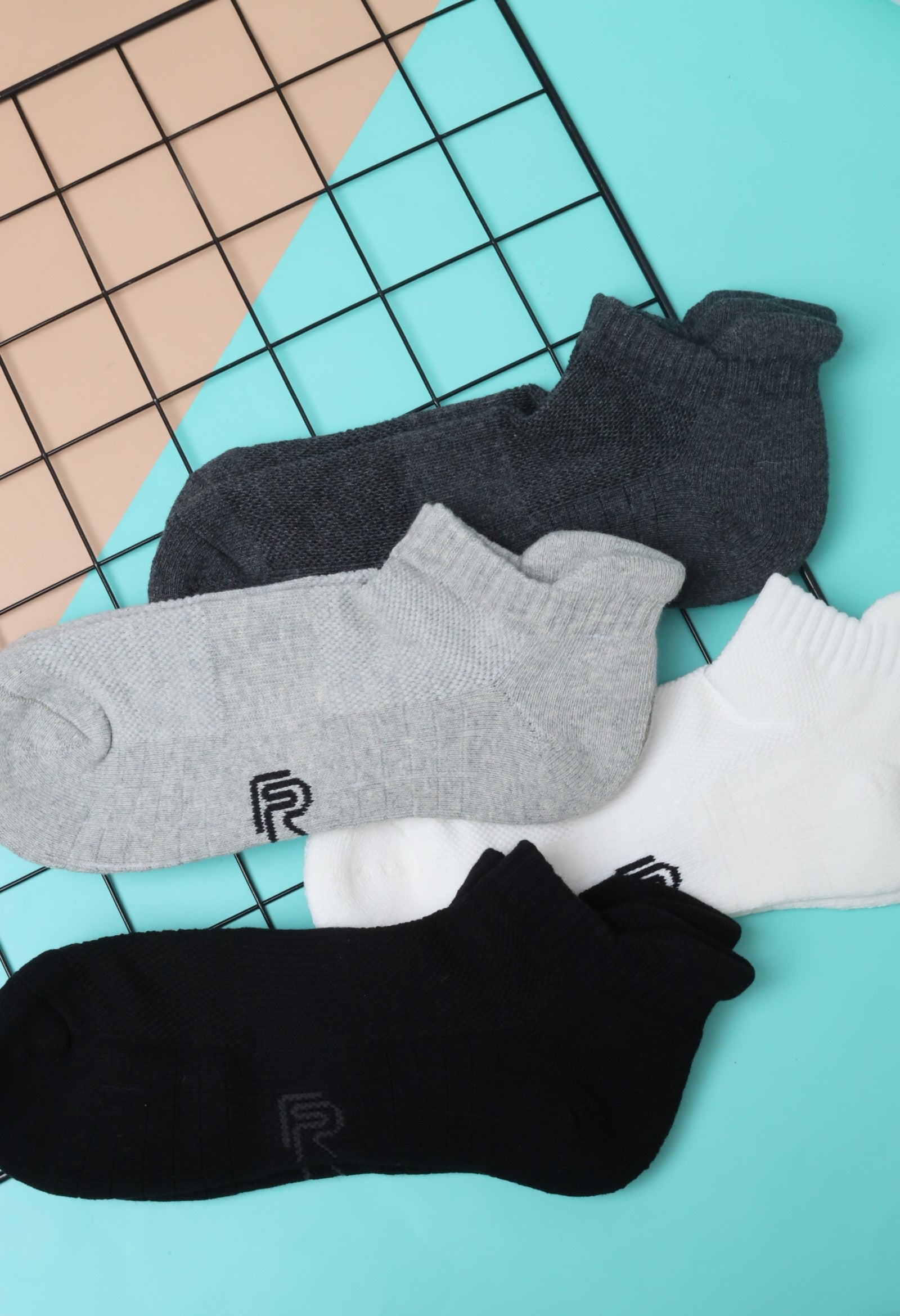 96513 socks
