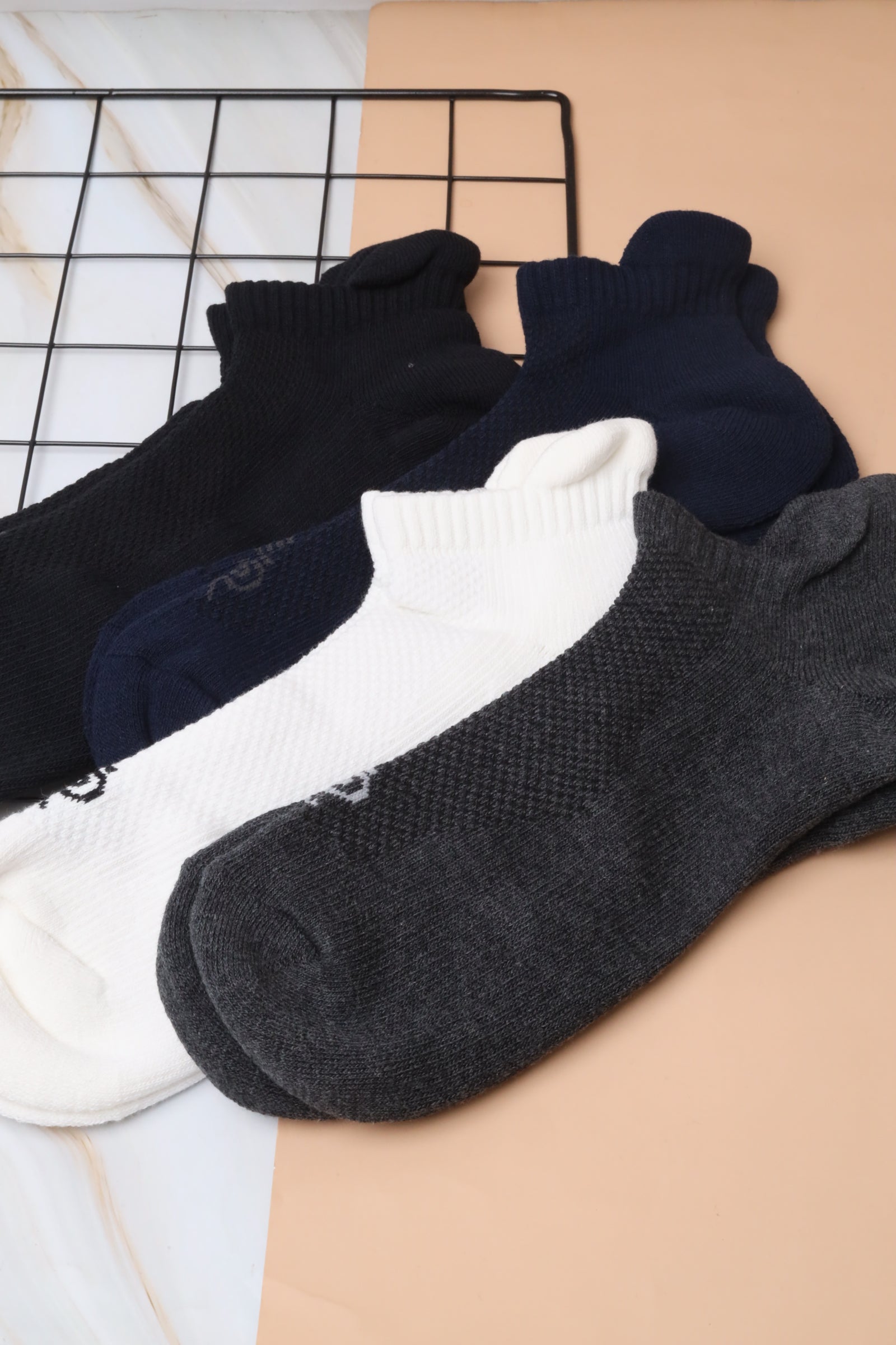 96516 socks