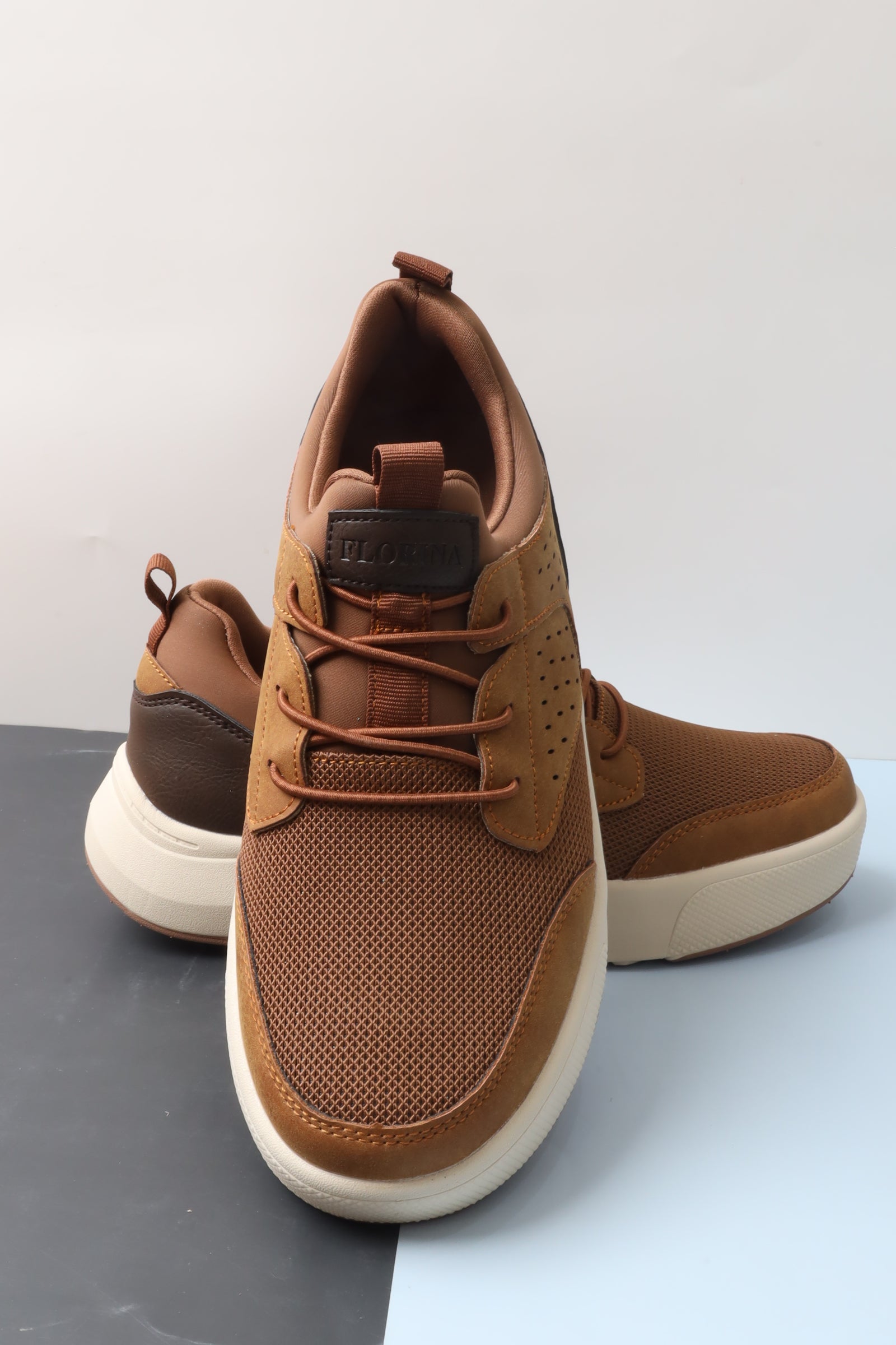 حذاء ولادي رياضي 38018