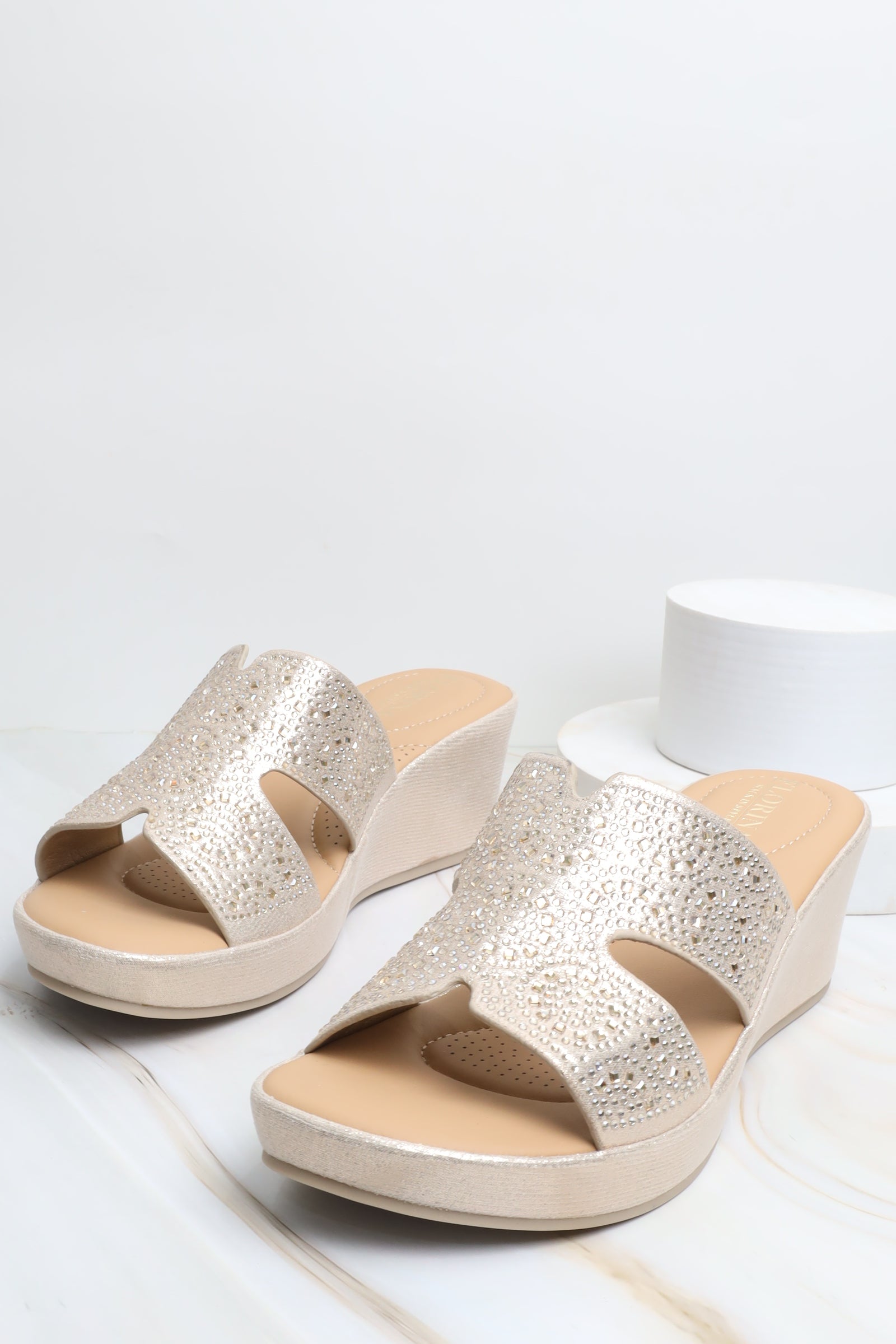 صندل نسائي 26025