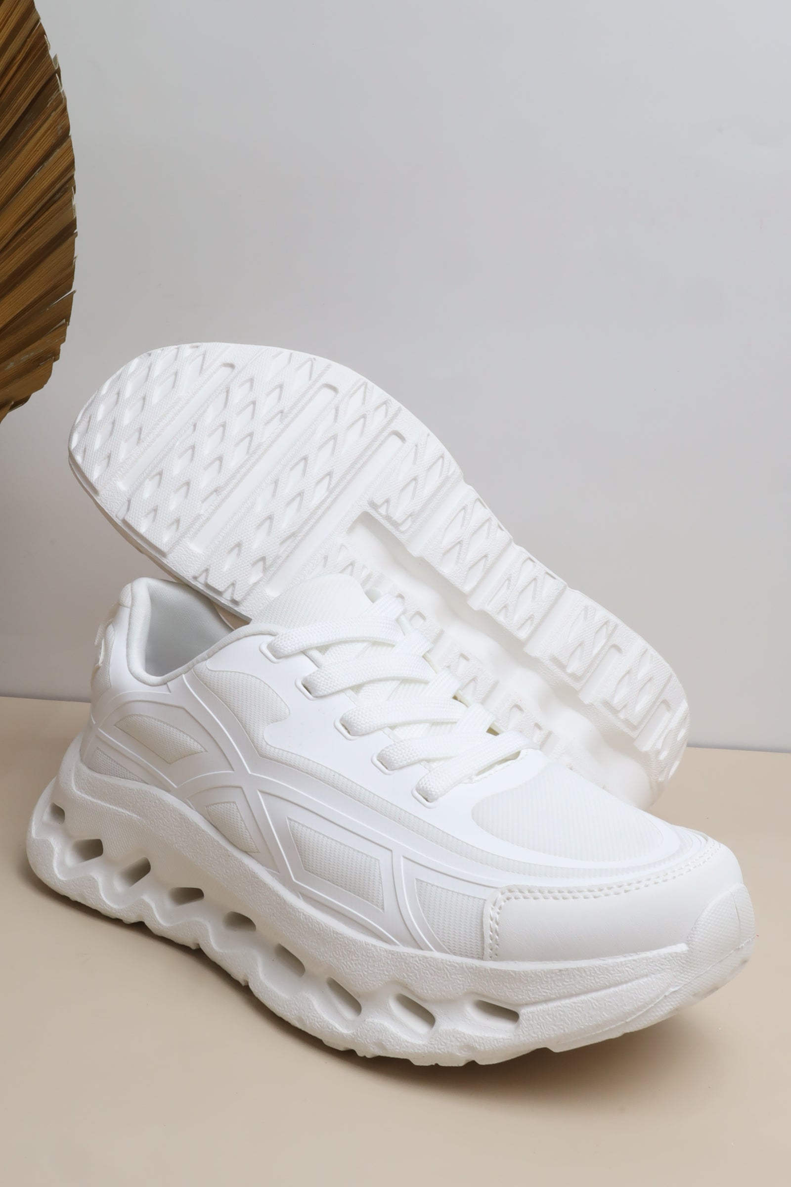 حذاء نسائي رياضي 76925