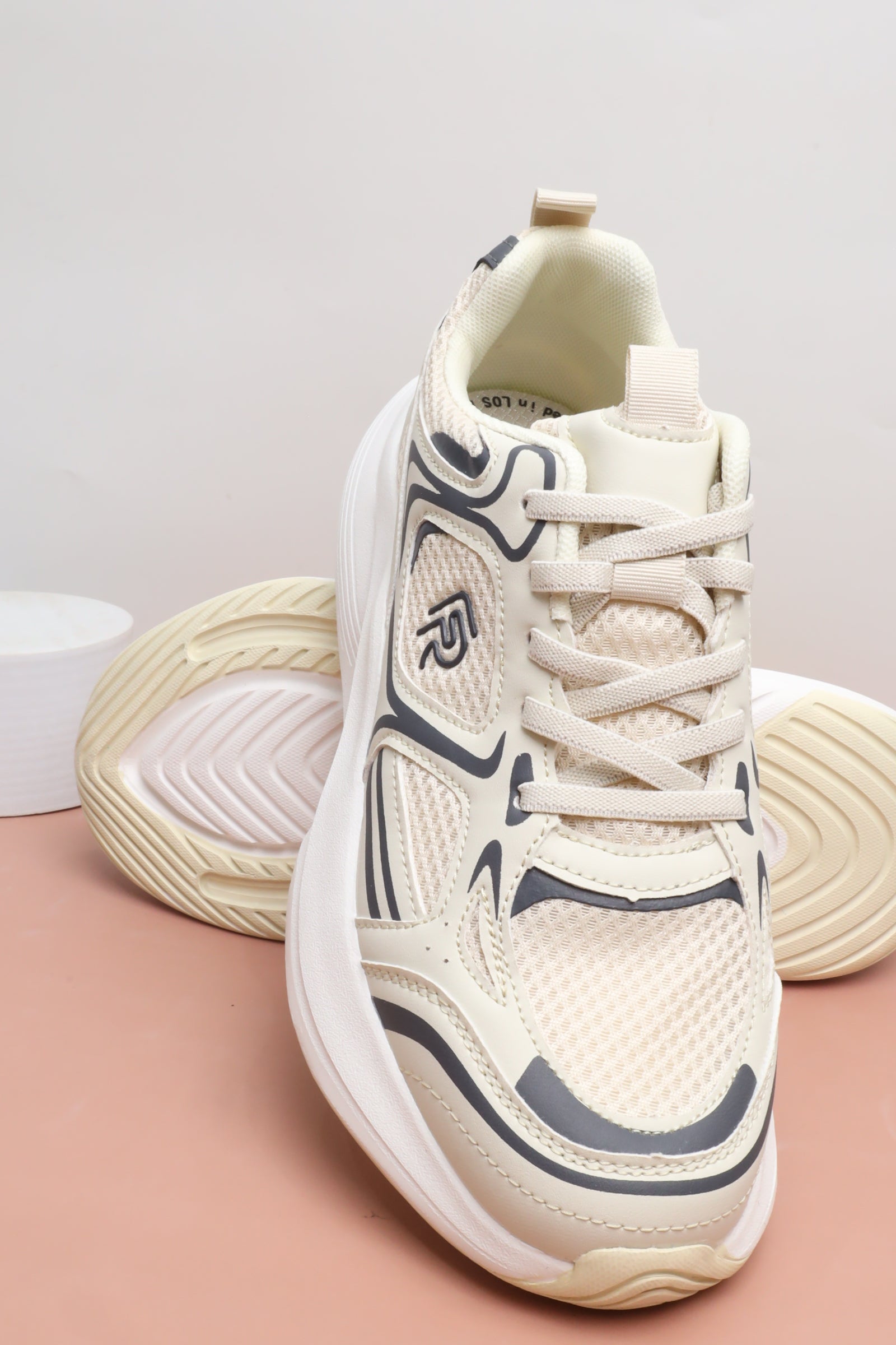 حذاء نسائي رياضي 126024