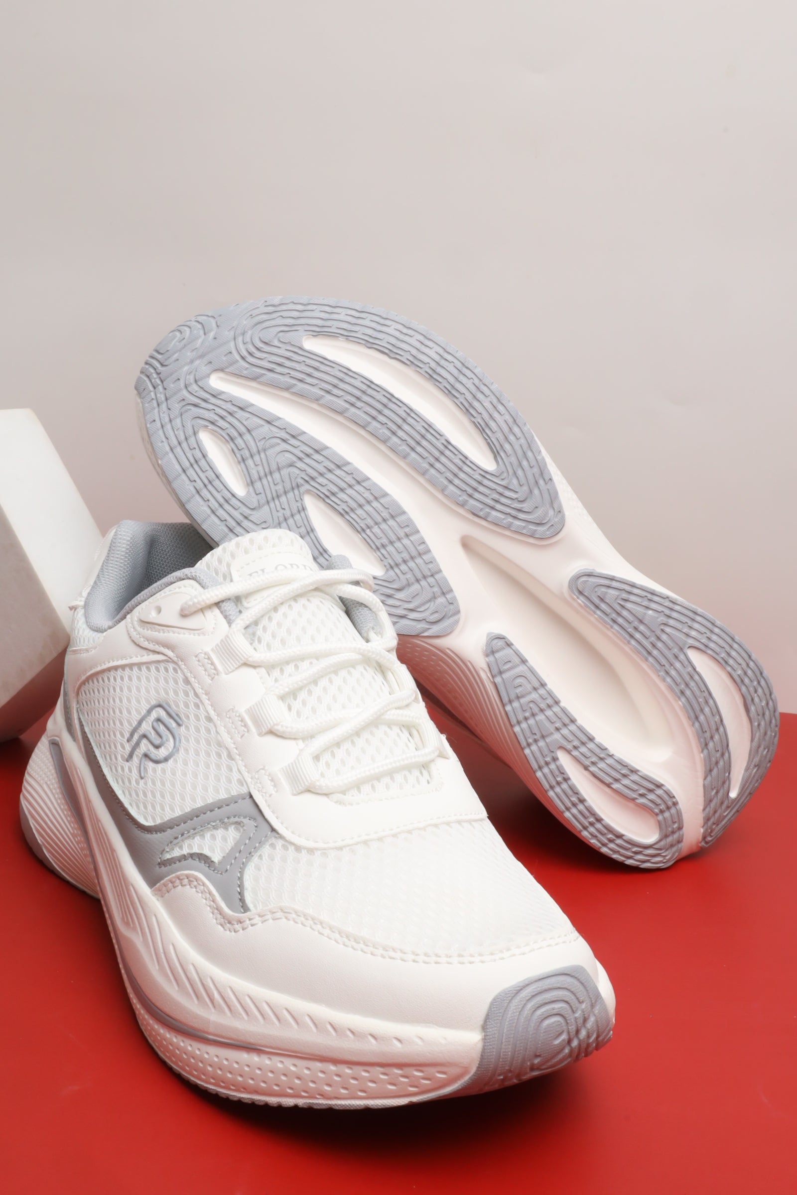 حذاء نسائي رياضي 126022