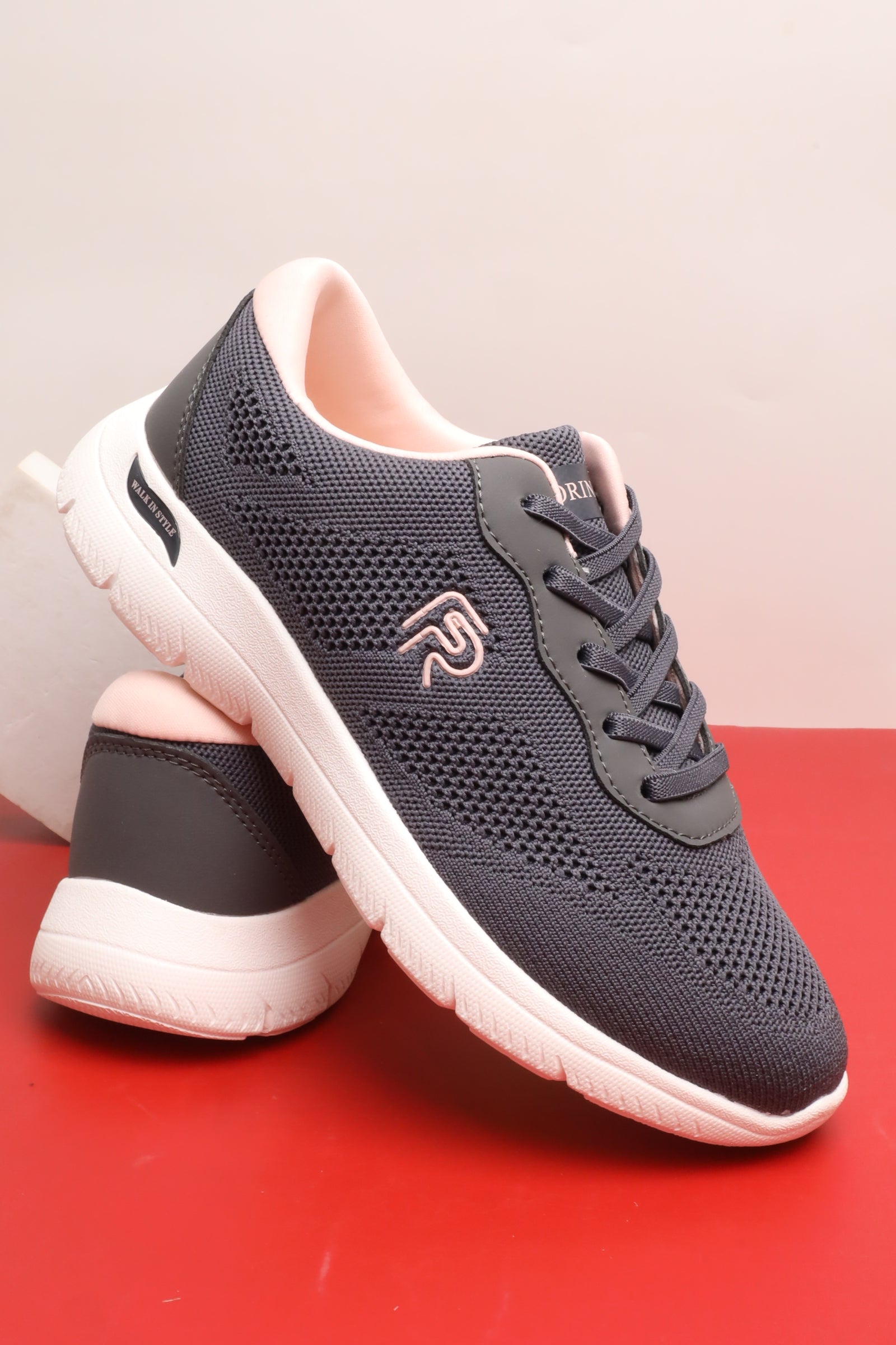 حذاء نسائي رياضي 126025