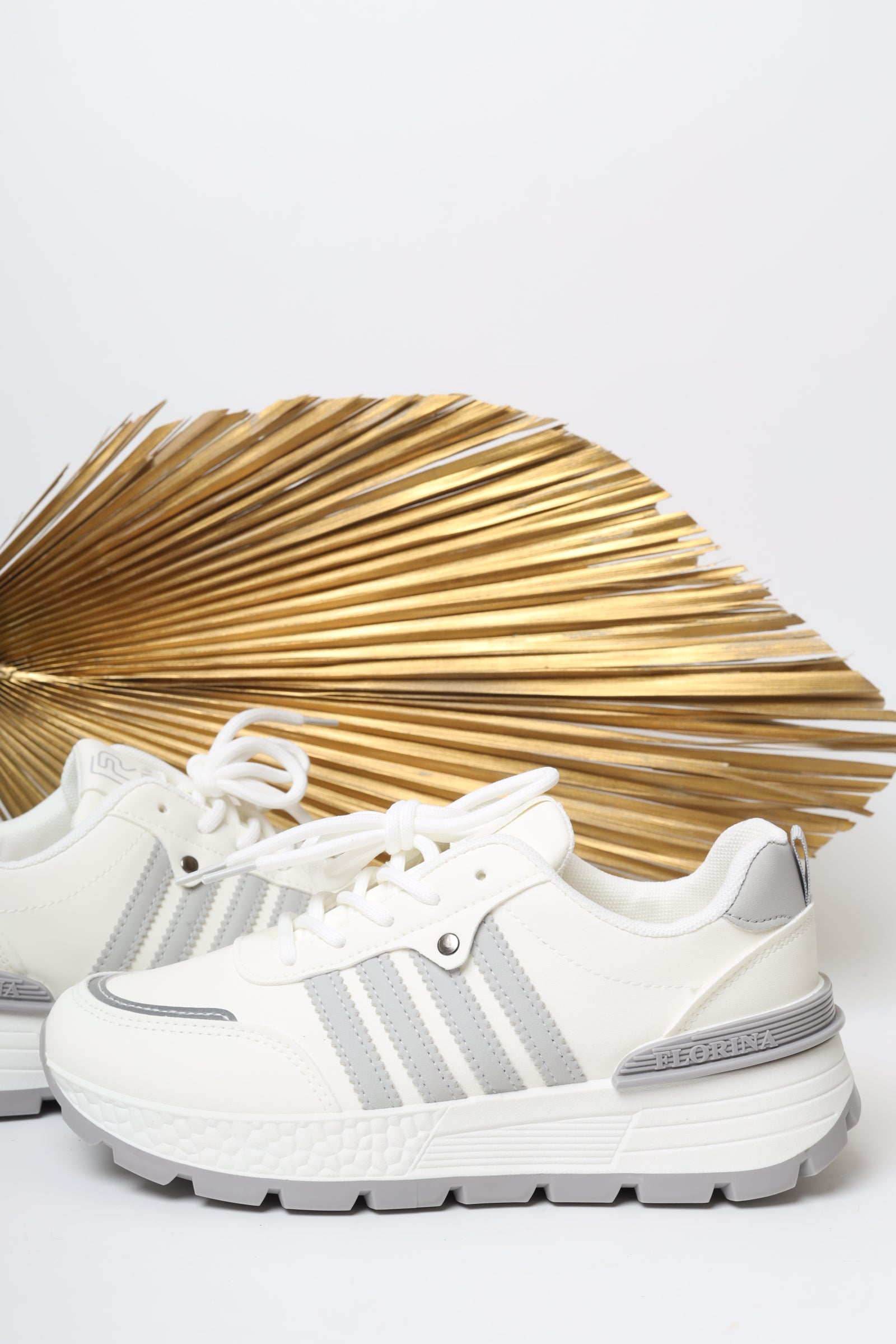 حذاء نسائي رياضي 11154