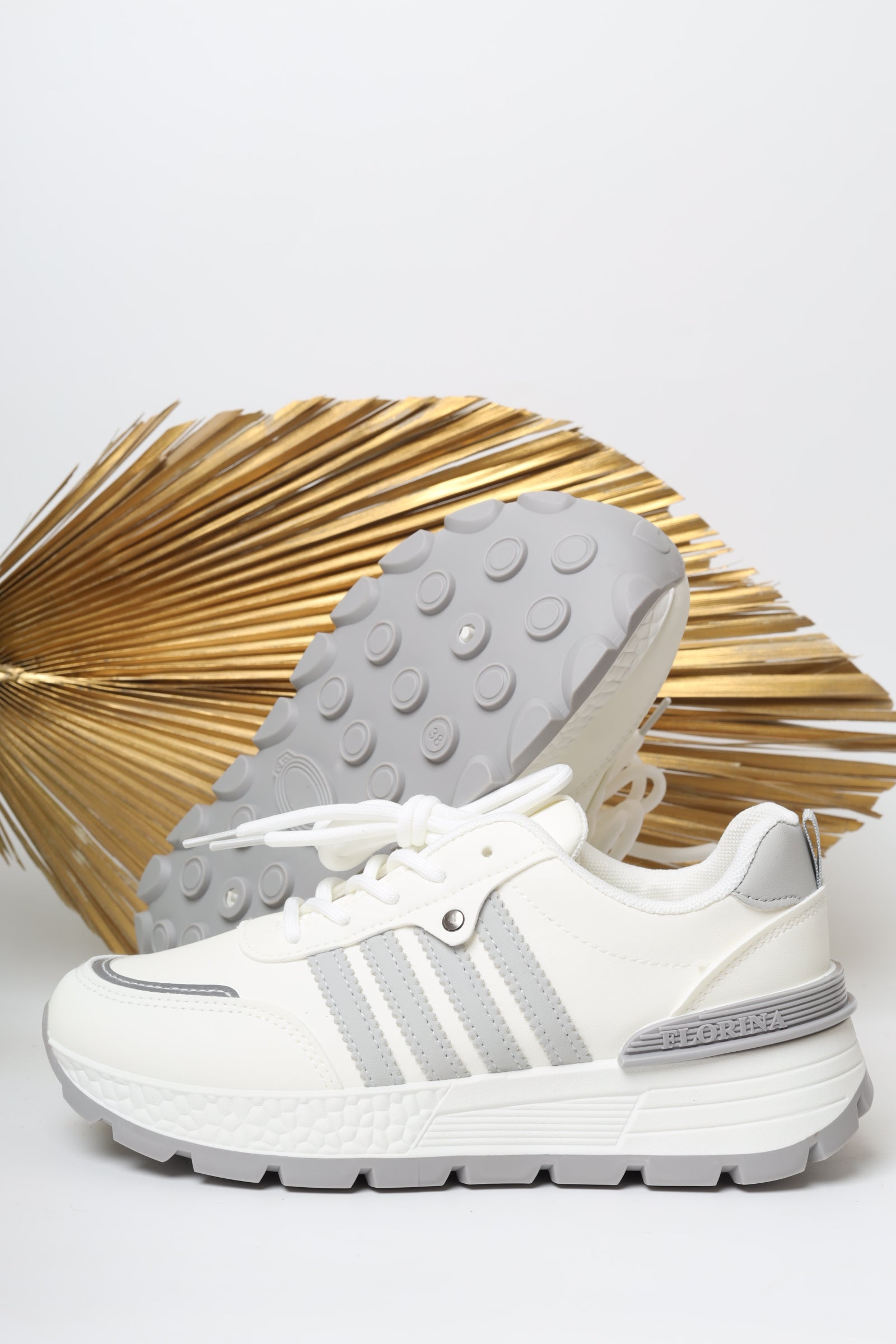 حذاء نسائي رياضي 11154